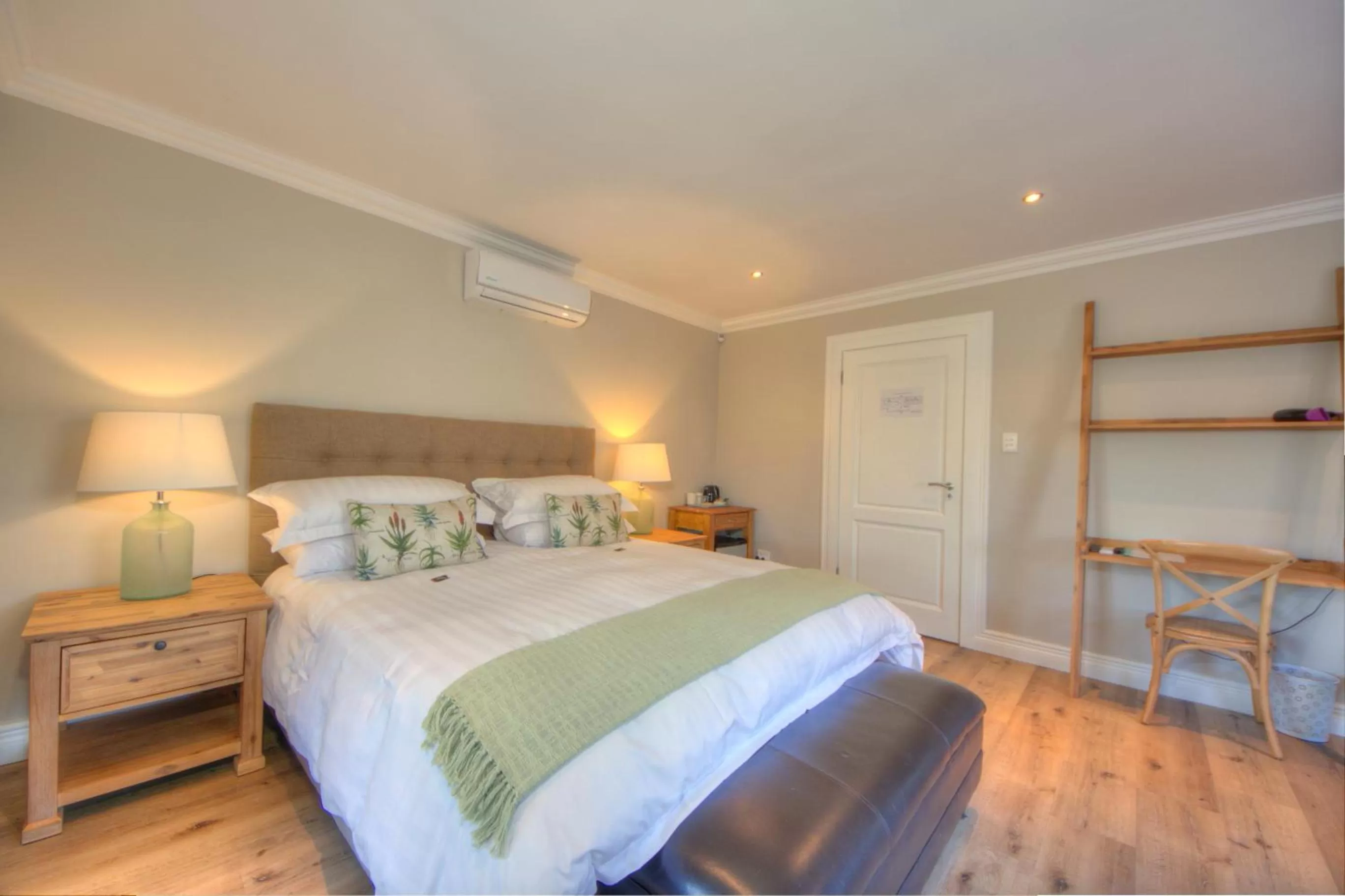 Bedroom, Bed in Amberhall Guesthouse