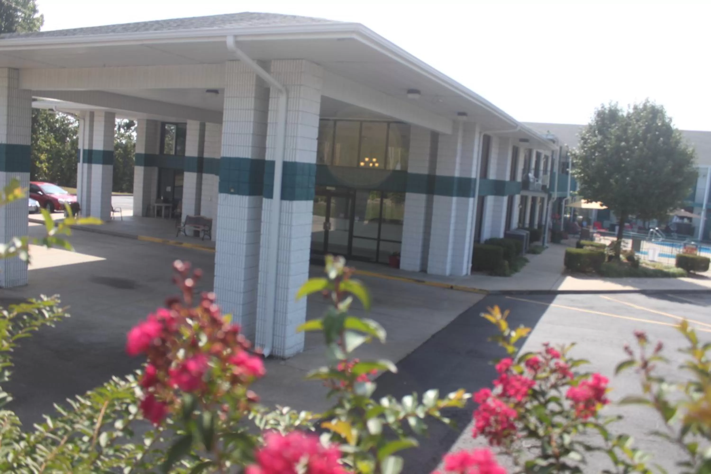 Property building in Ozark Valley Inn