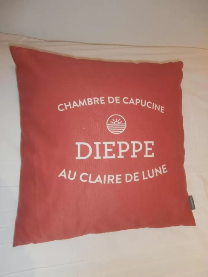 Property logo or sign in au Claire de lune