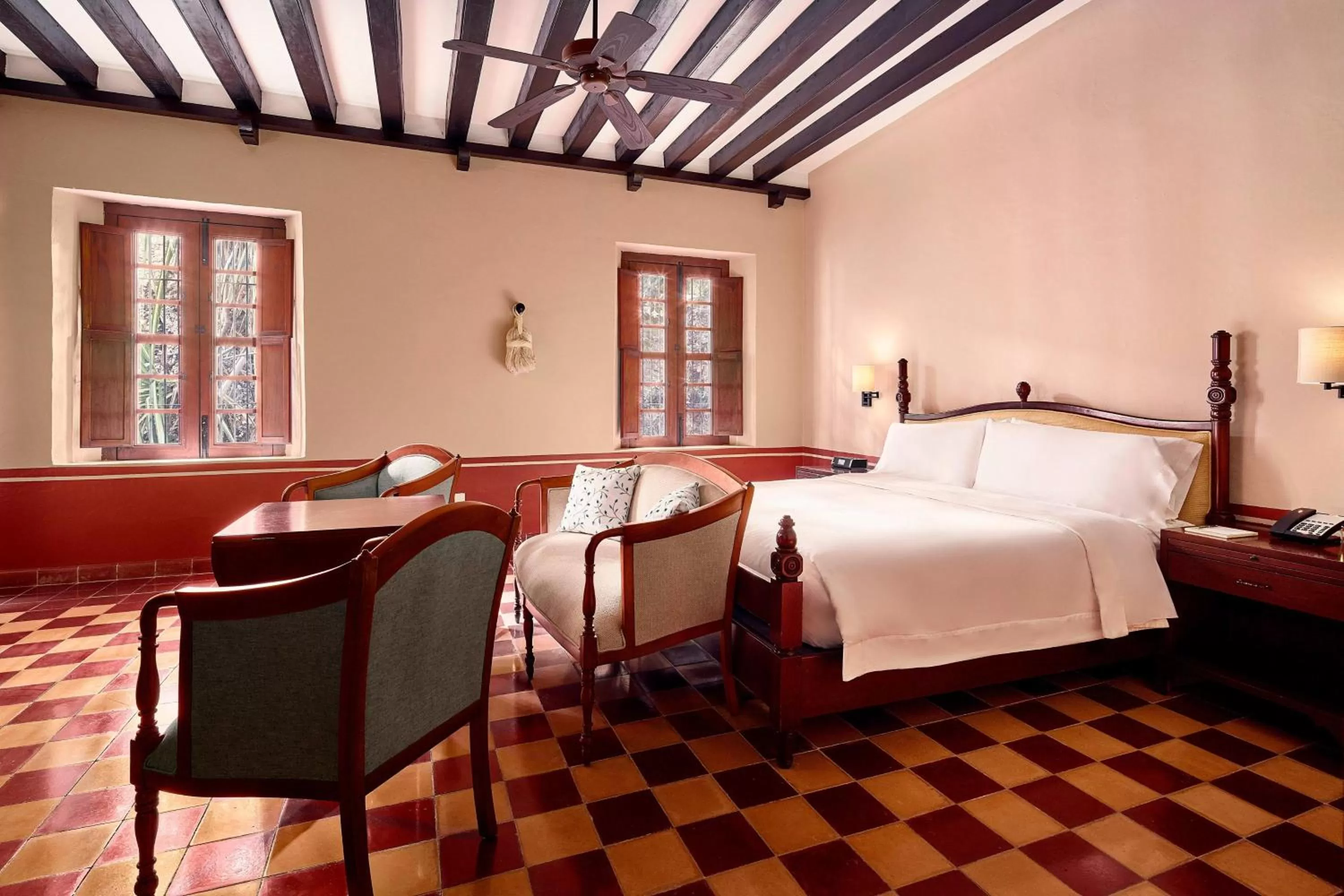 Bed in Hacienda Campeche