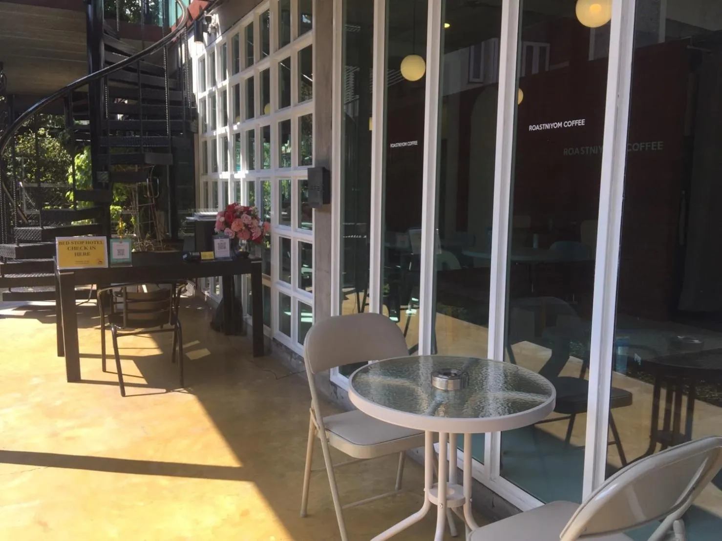 Lobby or reception in BED STOP Hotel Chiangmai