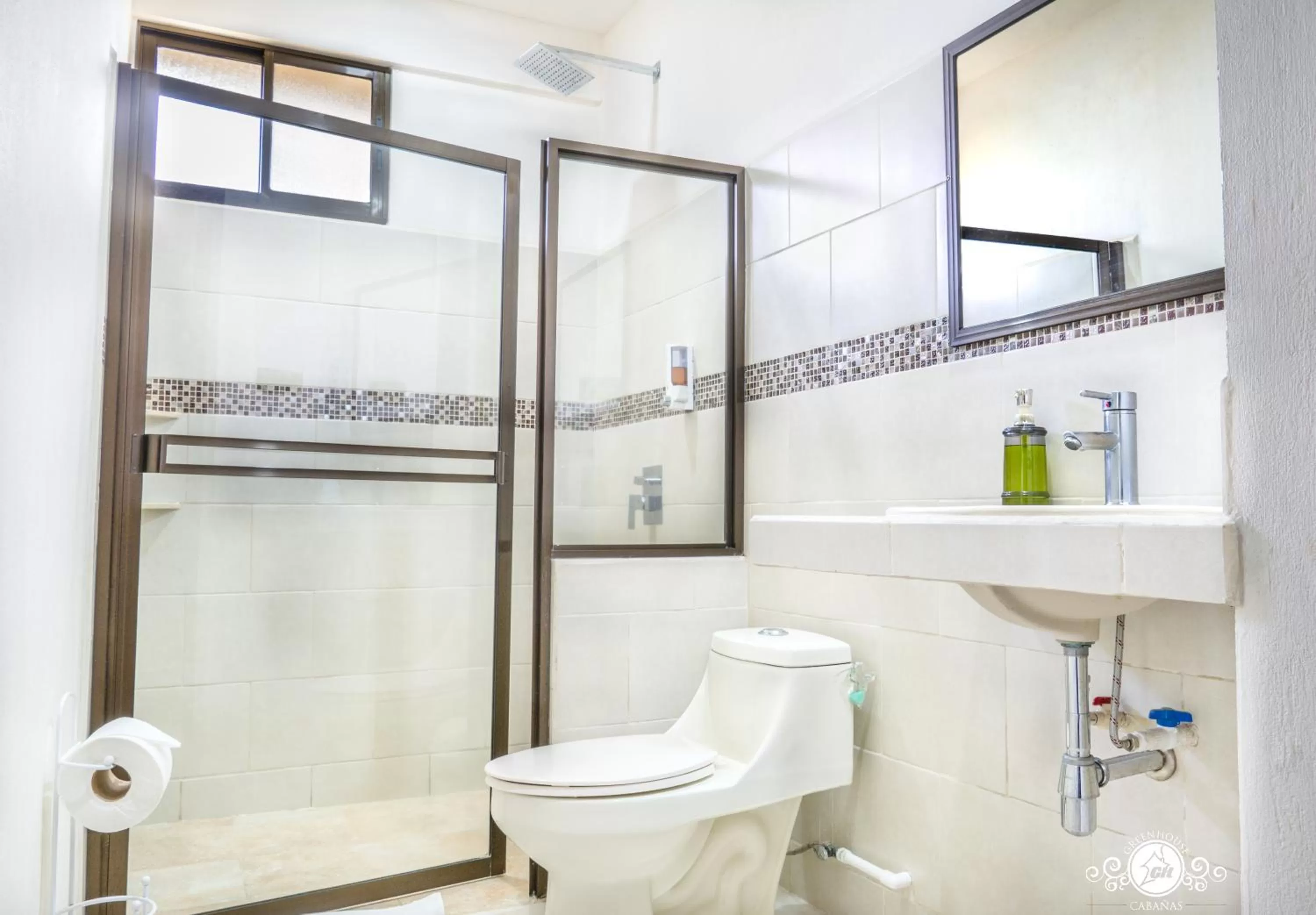 Bathroom in Cabañas Green House