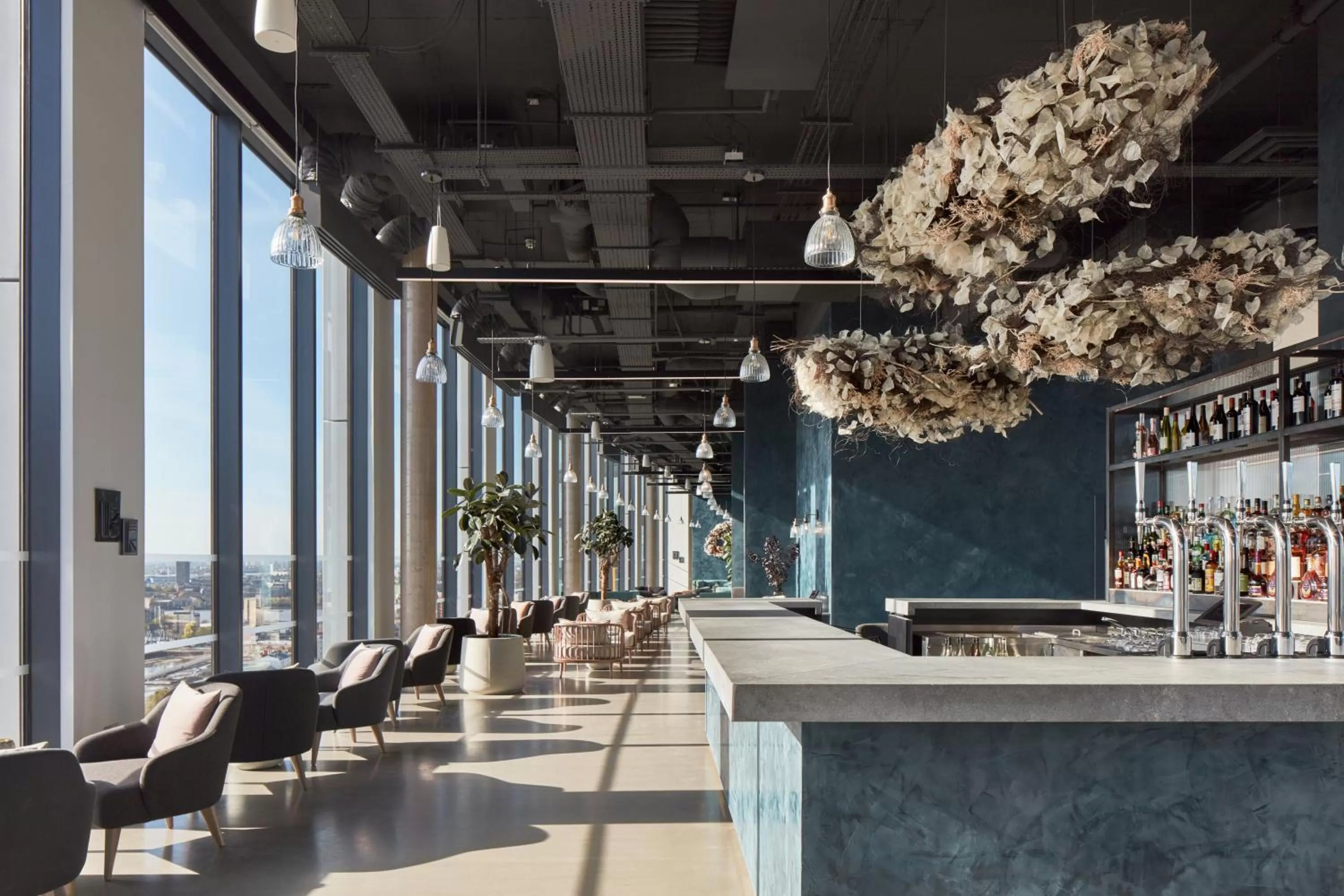 Lounge or bar in ARK Canary Wharf