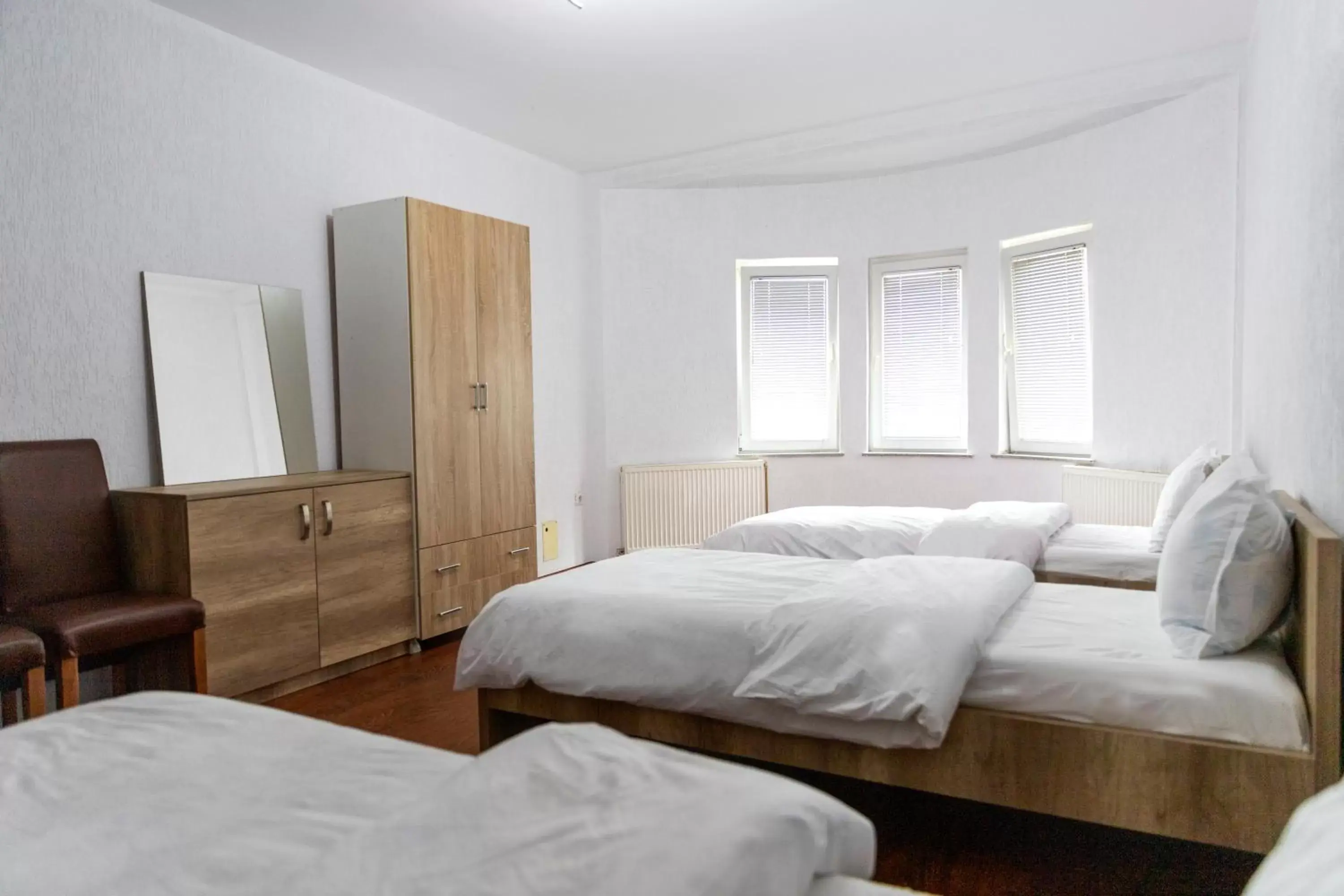 Economy Quadruple Room in Hotel Park Economy Quadruple Room in Hotel Park