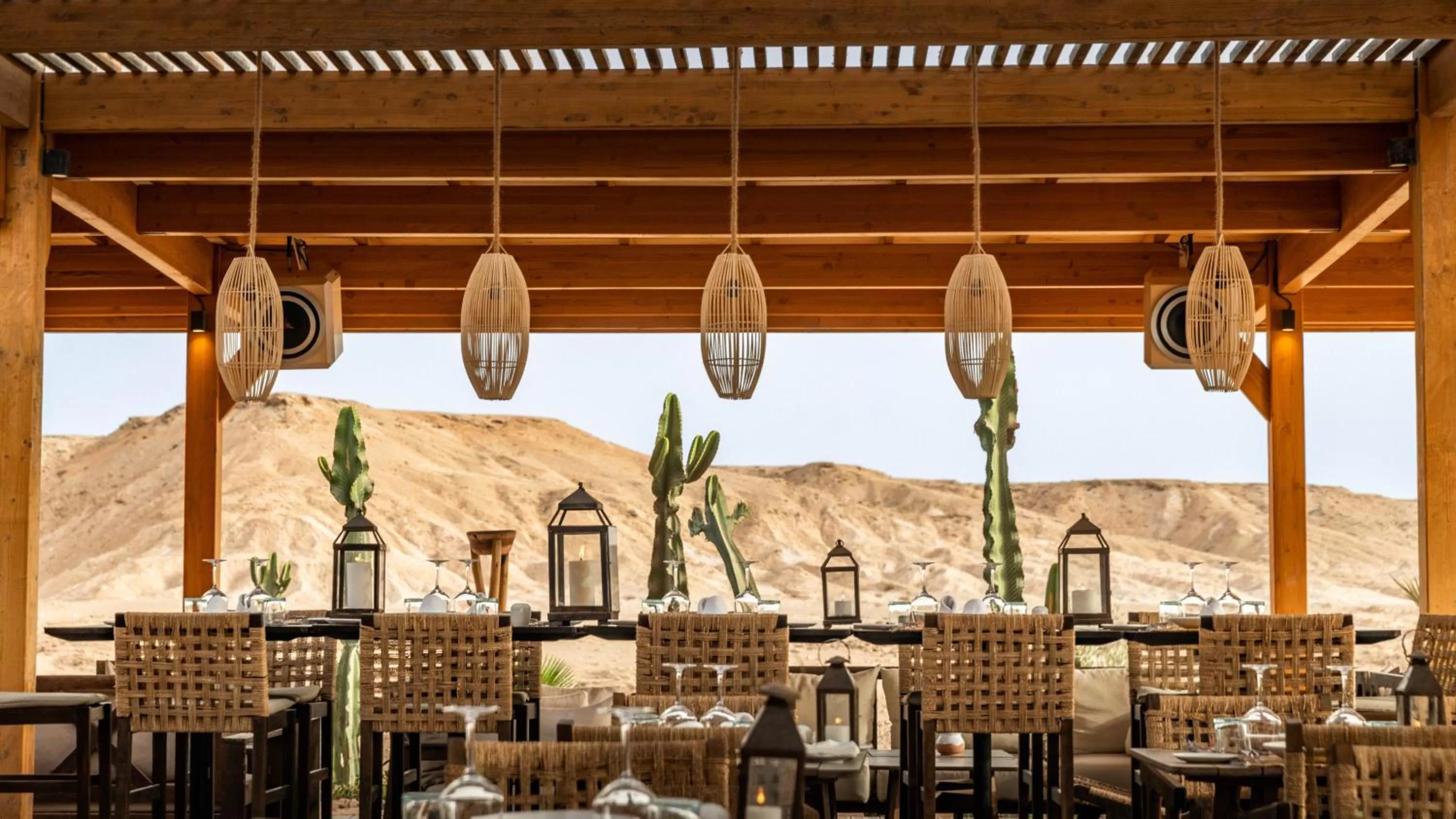 Restaurant/Places to Eat in La Tour d'Eole