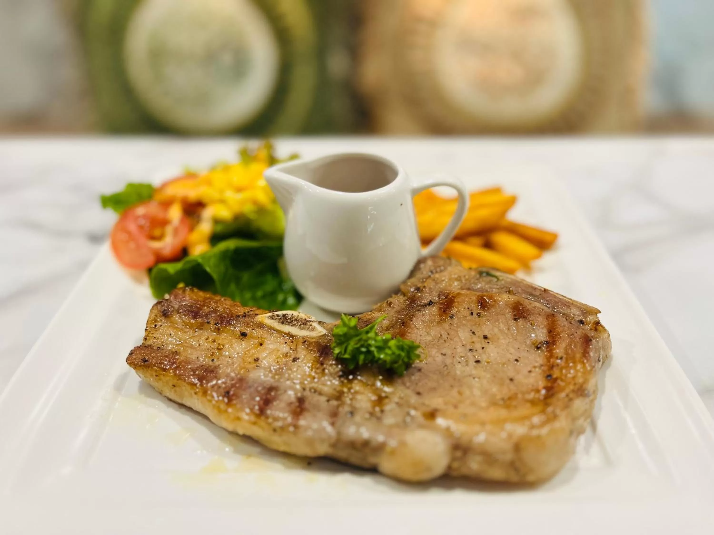 Restaurant/places to eat in USABAI Riverside Boutique Hotel