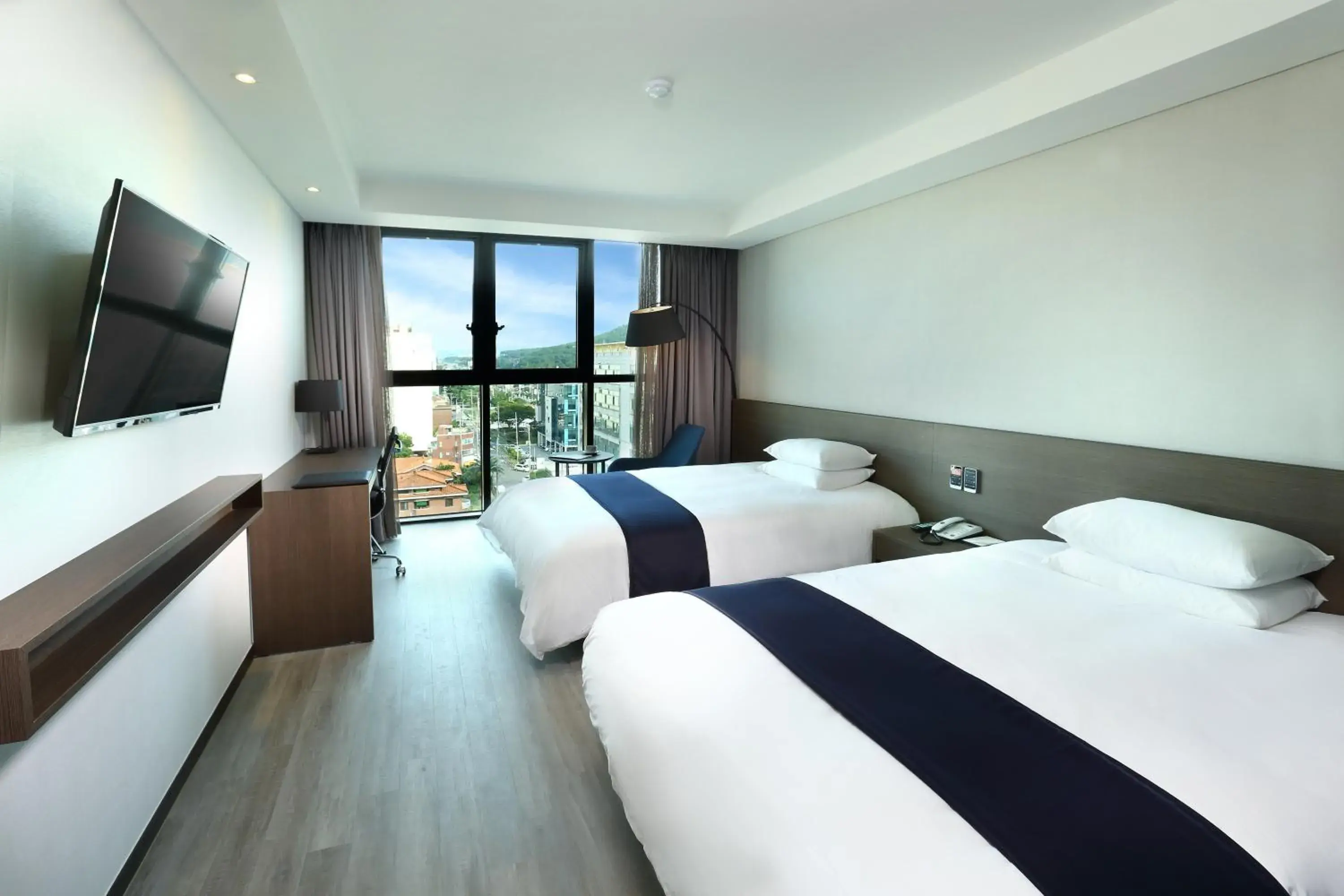 Free Upgrade to Deluxe Room in Hotel The One Free Upgrade to Deluxe Room in Hotel The One