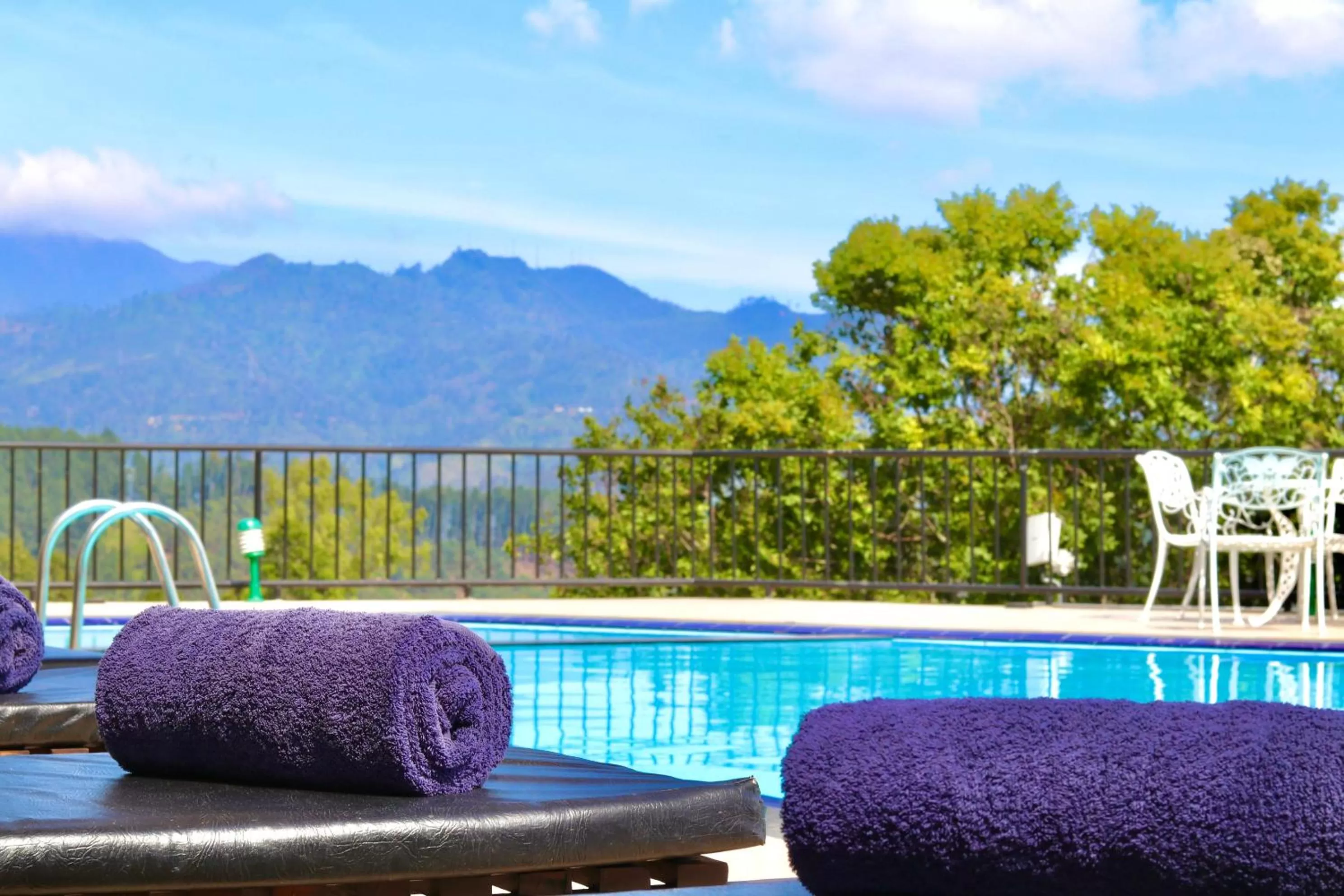 Swimming Pool in Heaven's Edge By EHI