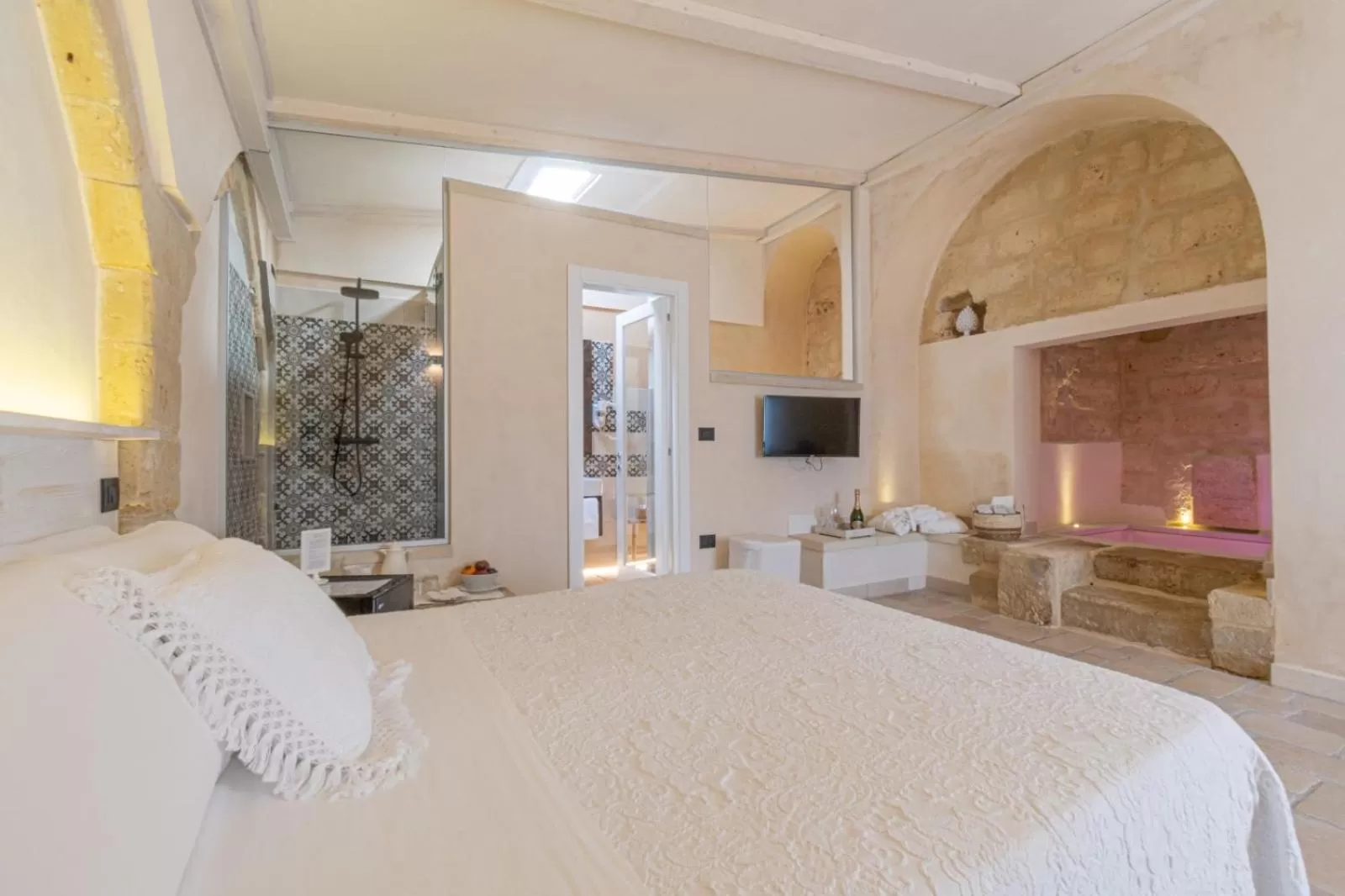 Photo of the whole room in Masseria dei Monaci