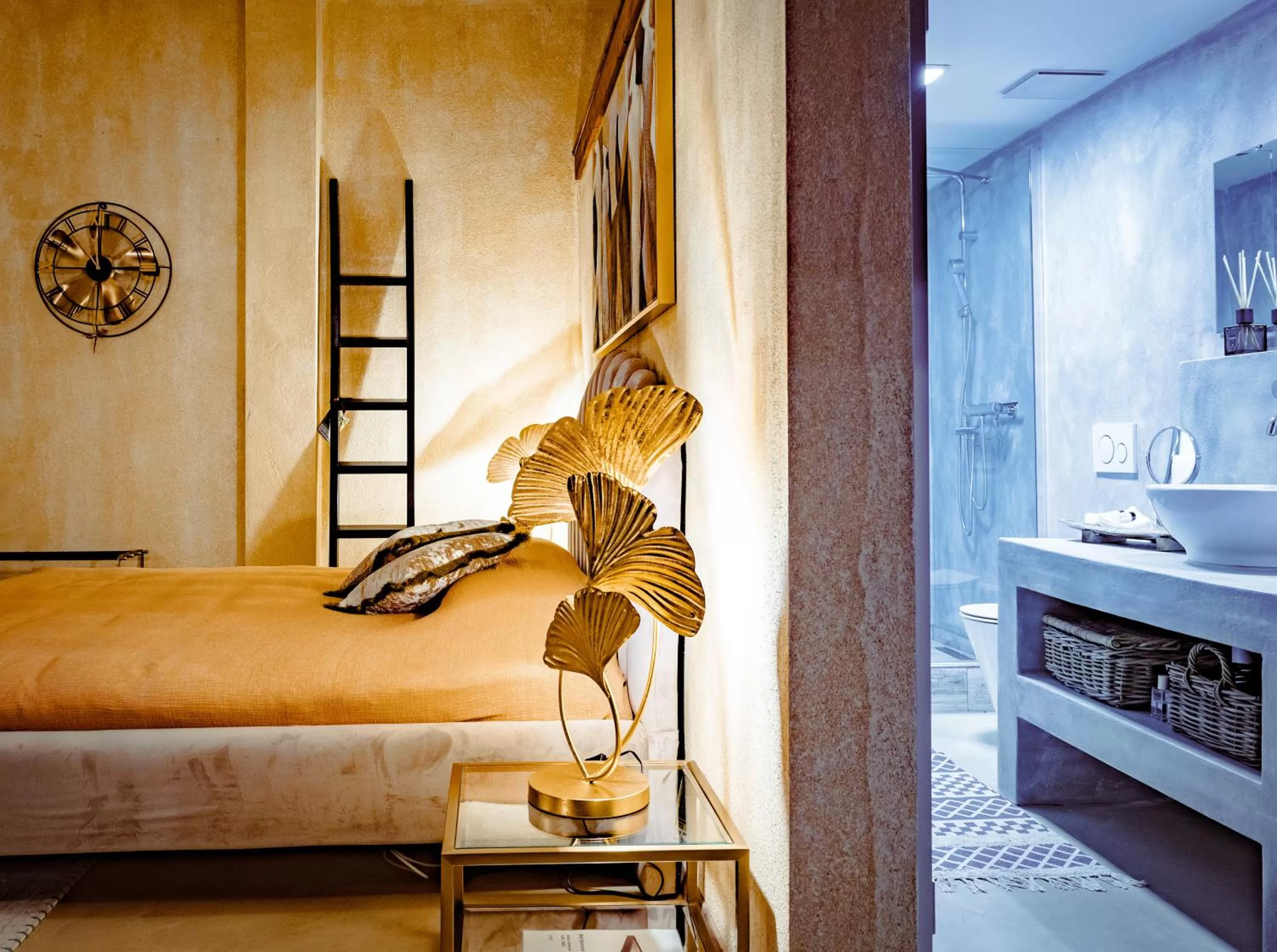 Bathroom in No1 Art B&B