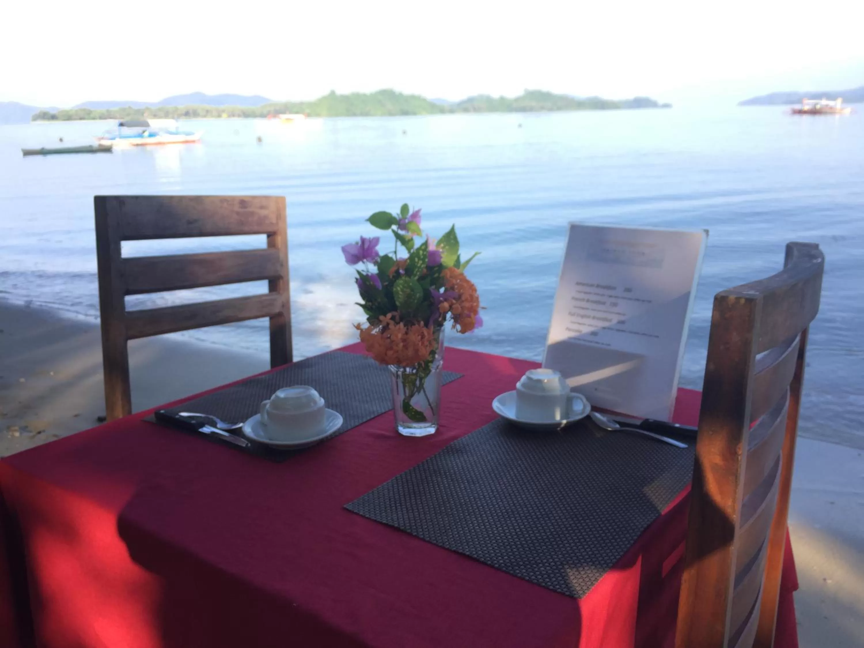 Restaurant/Places to Eat in Prince John beachfront cottages and Restaurant