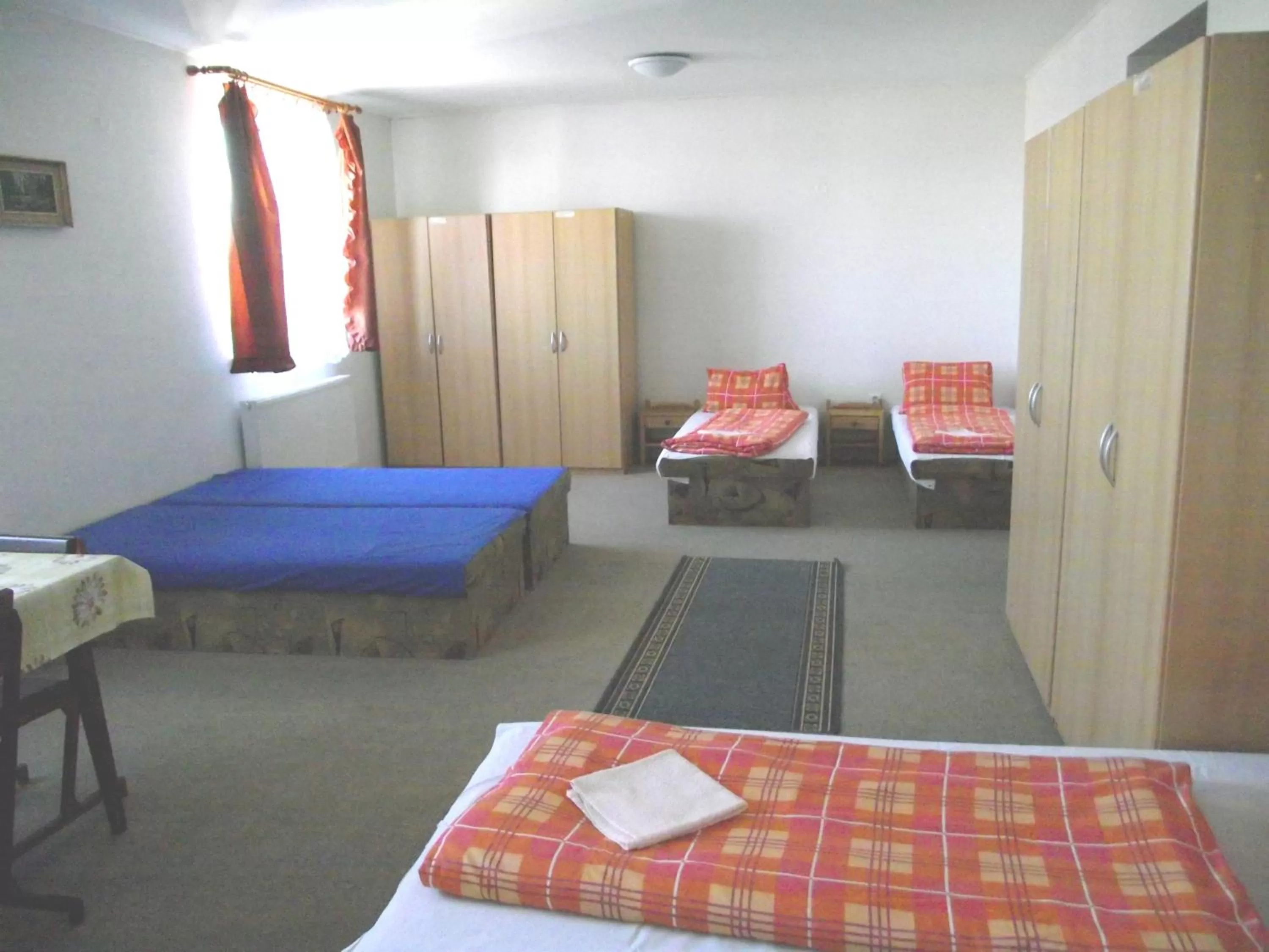 Photo of the whole room, Bed in Penzión Slávia