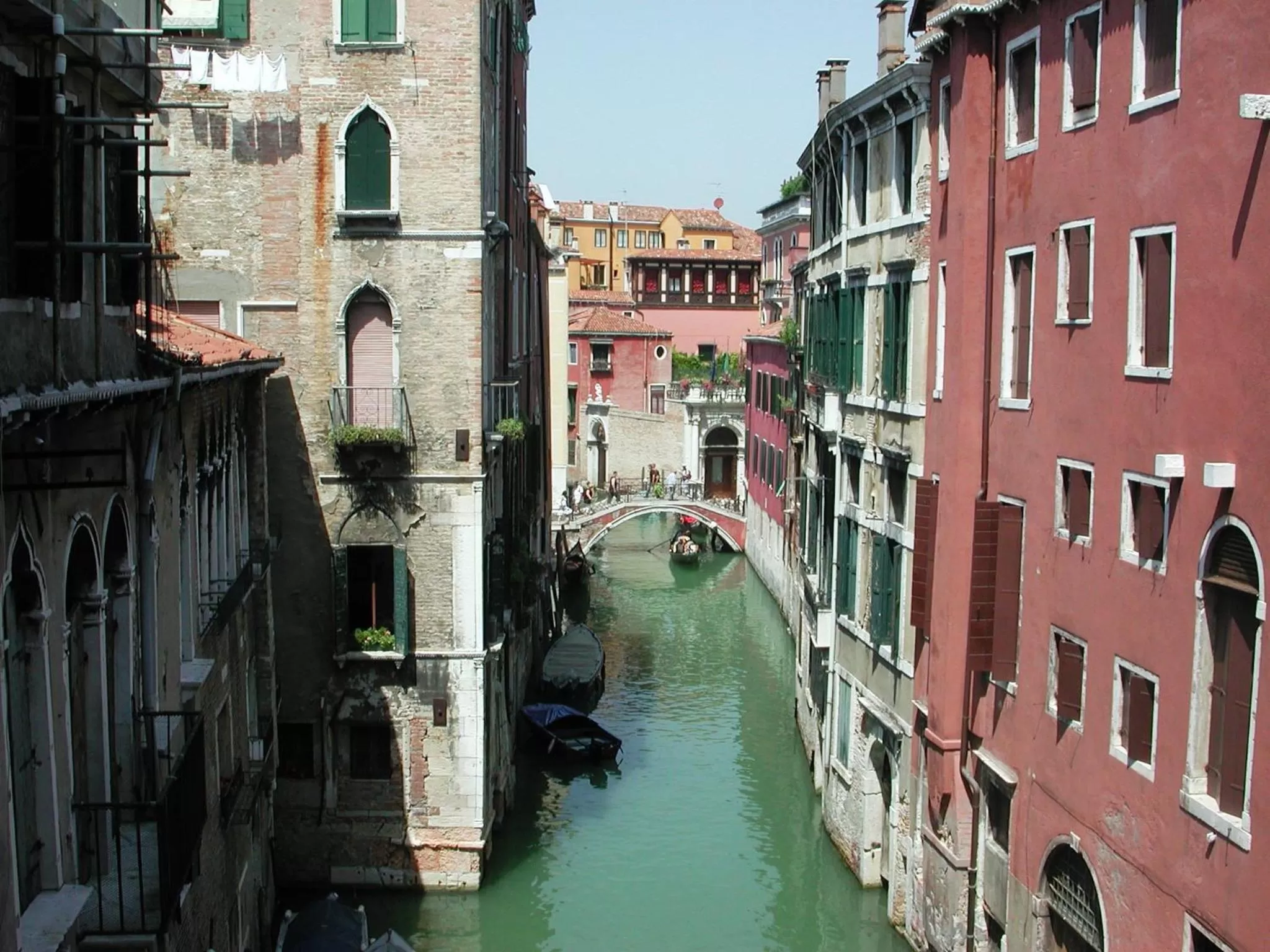 Facade/entrance in All’Angelo Art Hotel