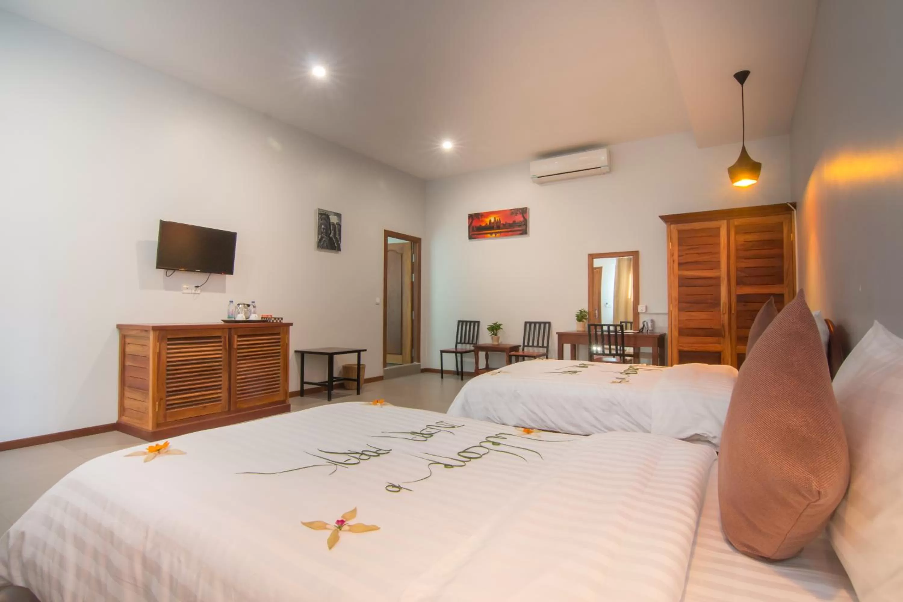 Photo of the whole room, Bed in Indra Porak Residence Hotel