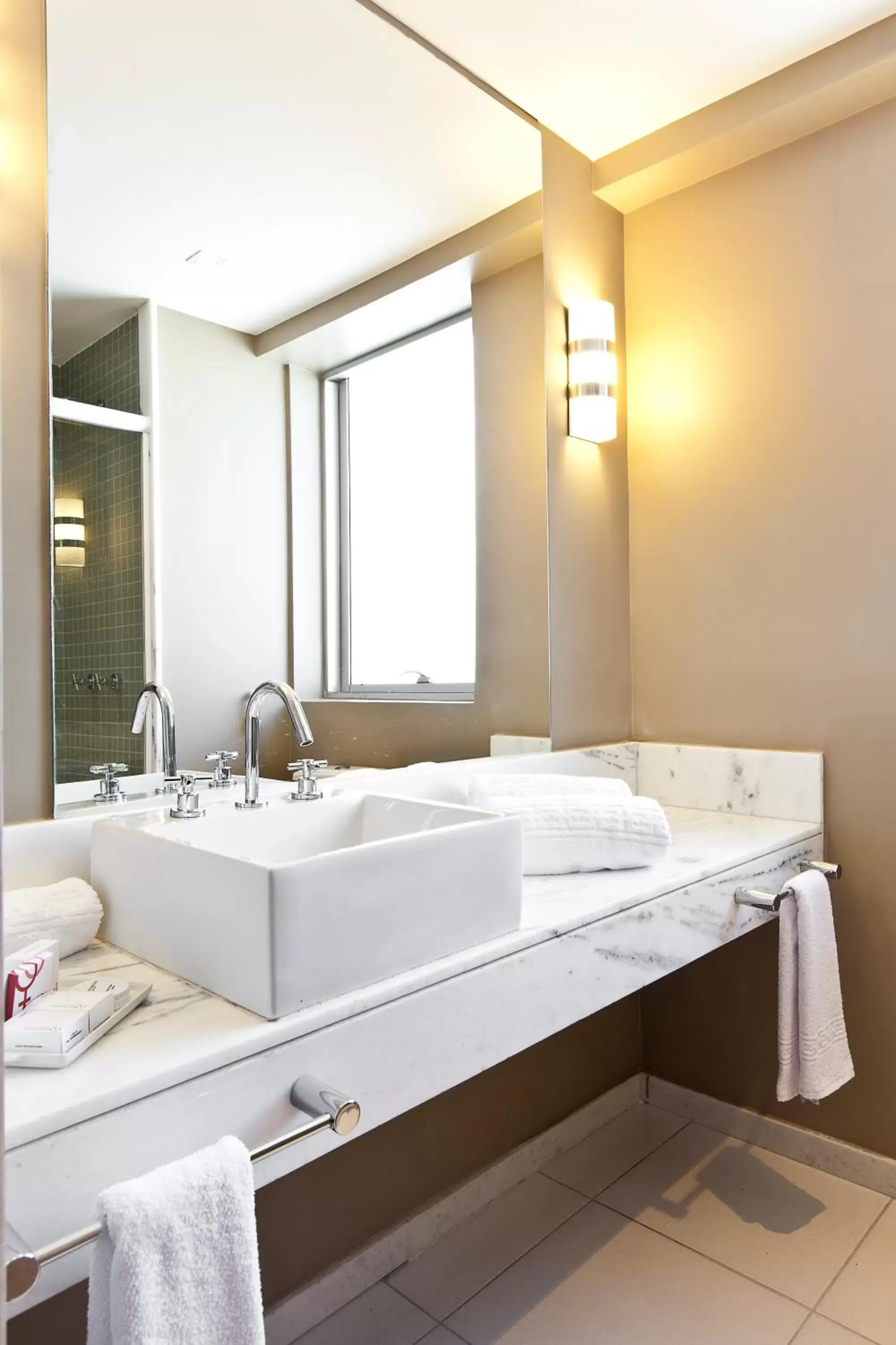 Superior Twin Non Smoking in eSuites Savassi Toscanini Superior Twin Non Smoking in eSuites Savassi Toscanini