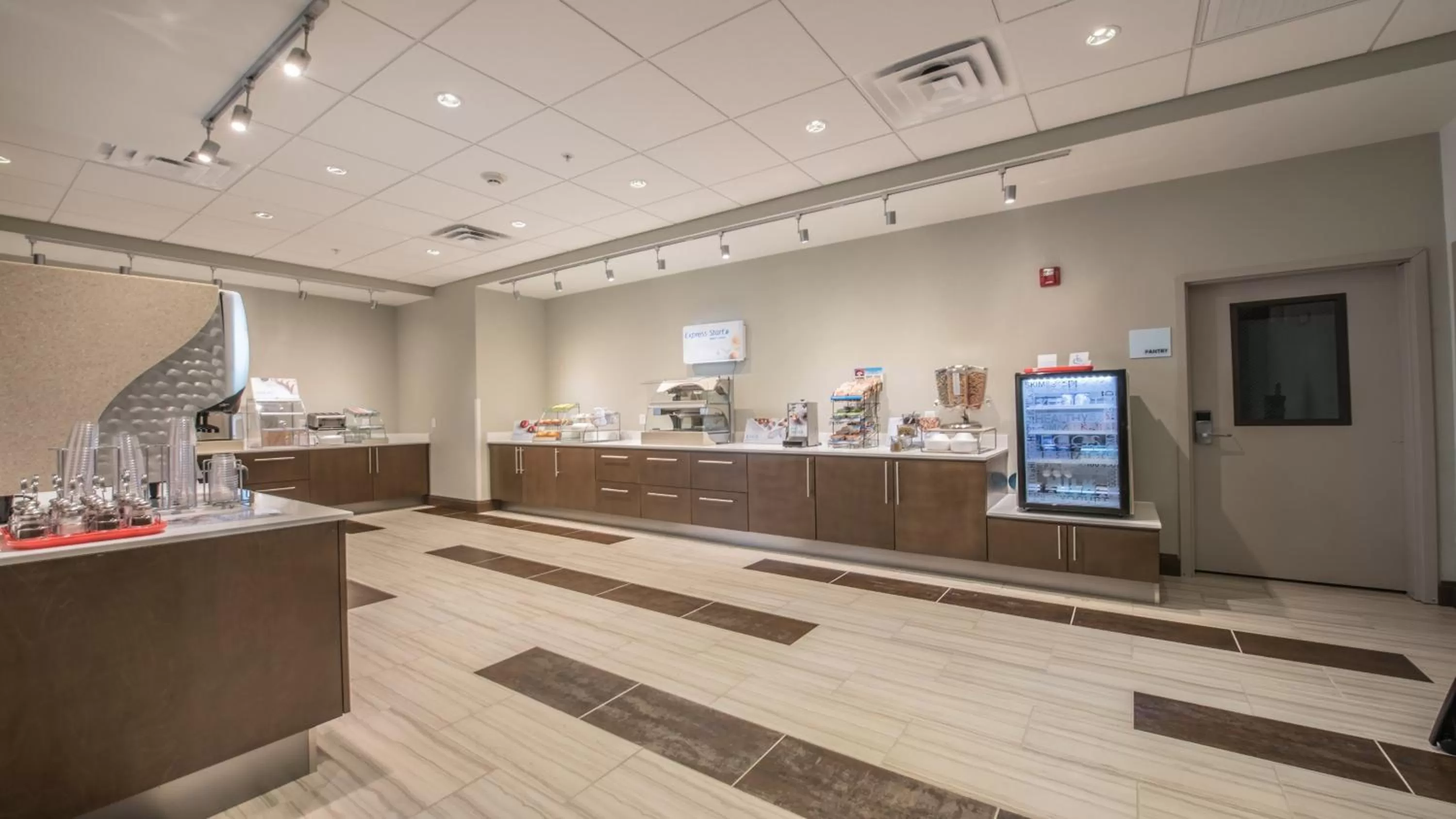 Breakfast in Holiday Inn Express & Suites - Dripping Springs - Austin Area by IHG