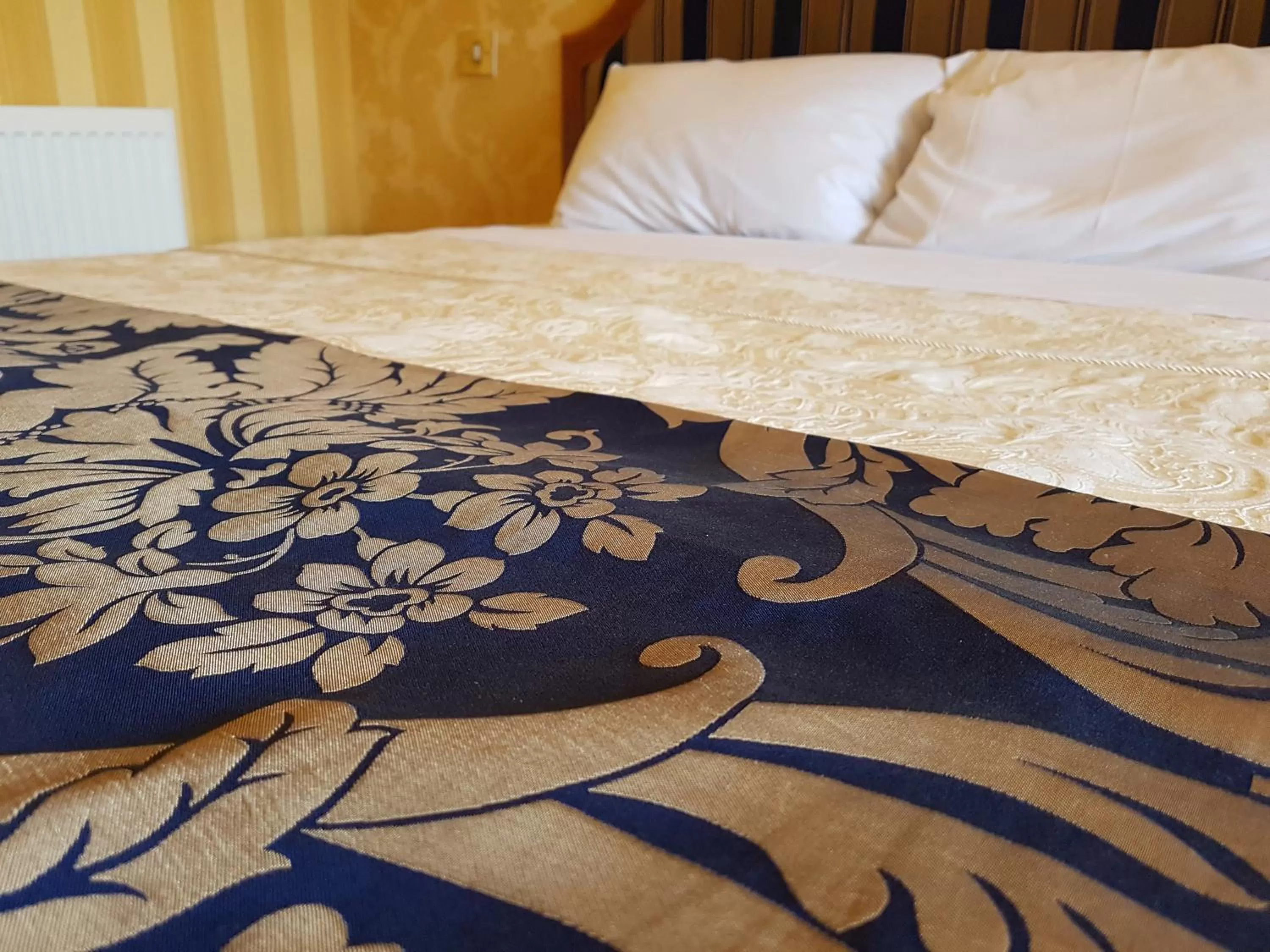 Bedroom, Bed in Buckatree Hall Hotel