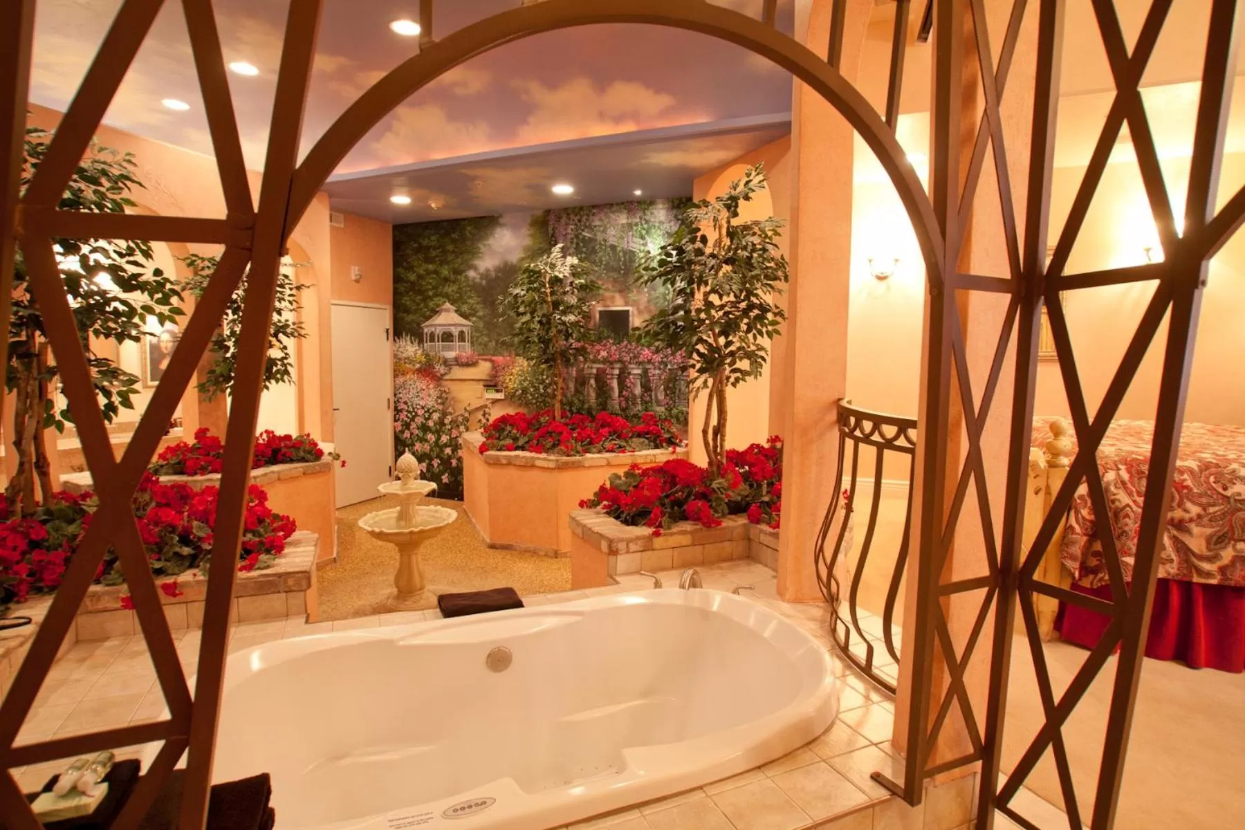 Destinations Inn Theme Rooms