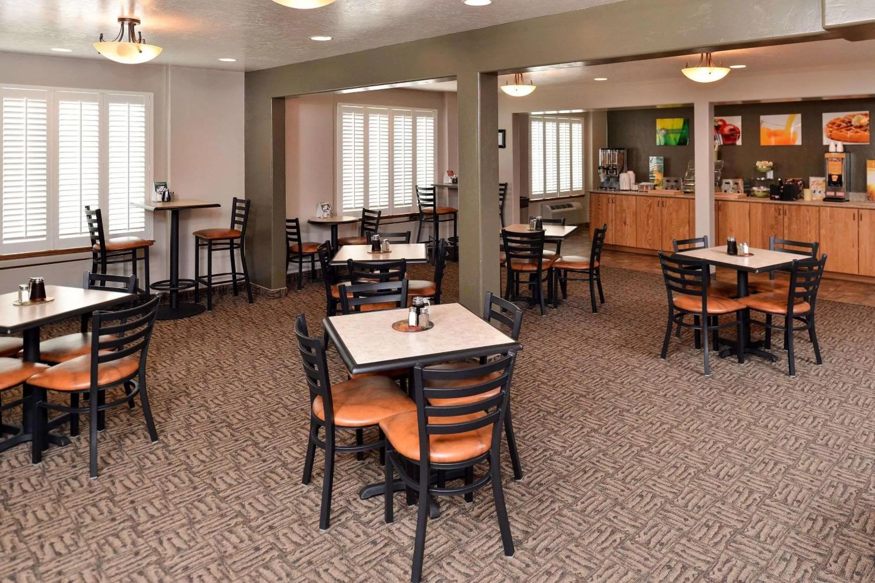 Restaurant/places to eat in Quality Inn Vernal near Dinosaur National Monument