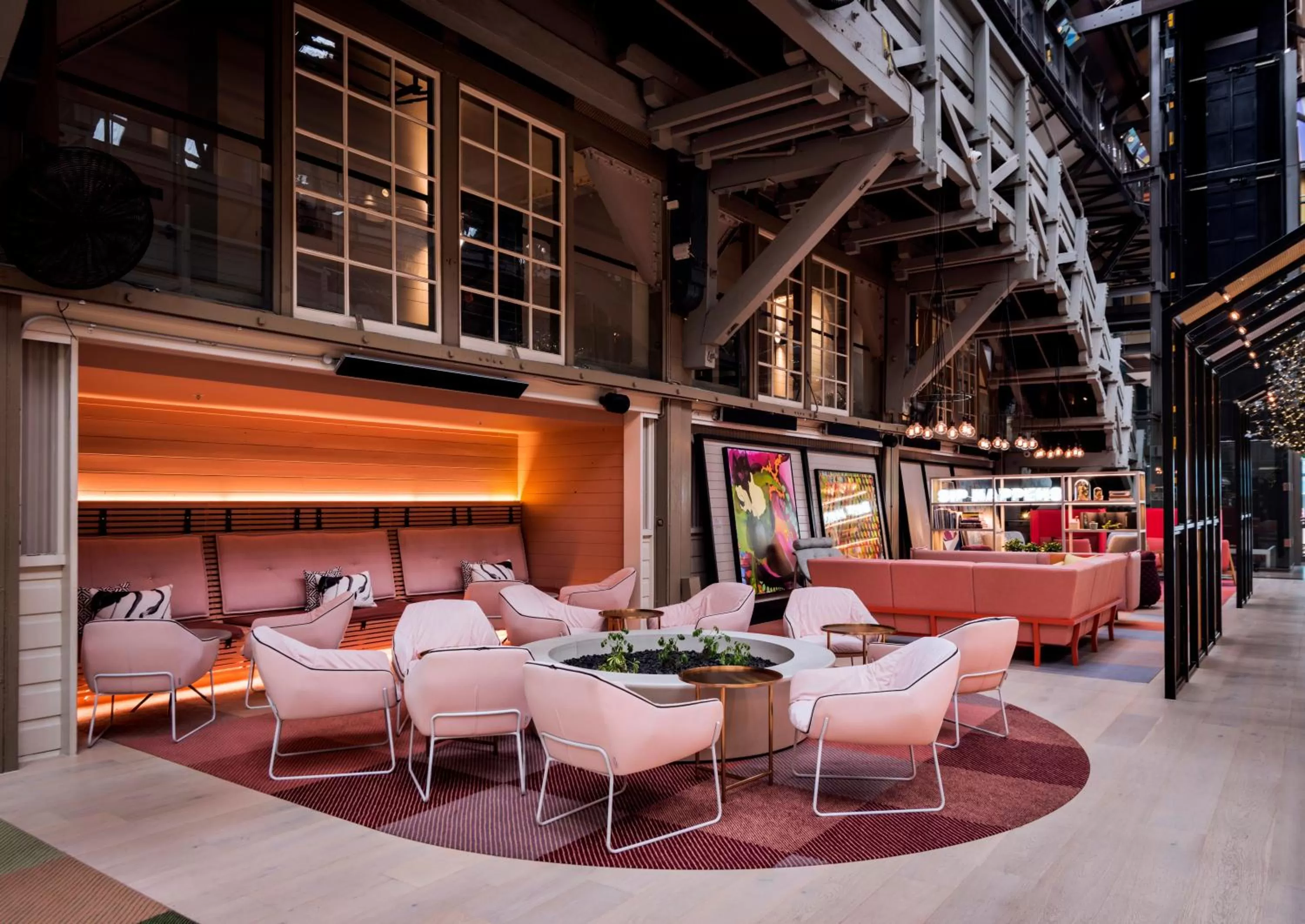 Lobby or reception in Ovolo Sydney Woolloomooloo, a Wyndham Hotel