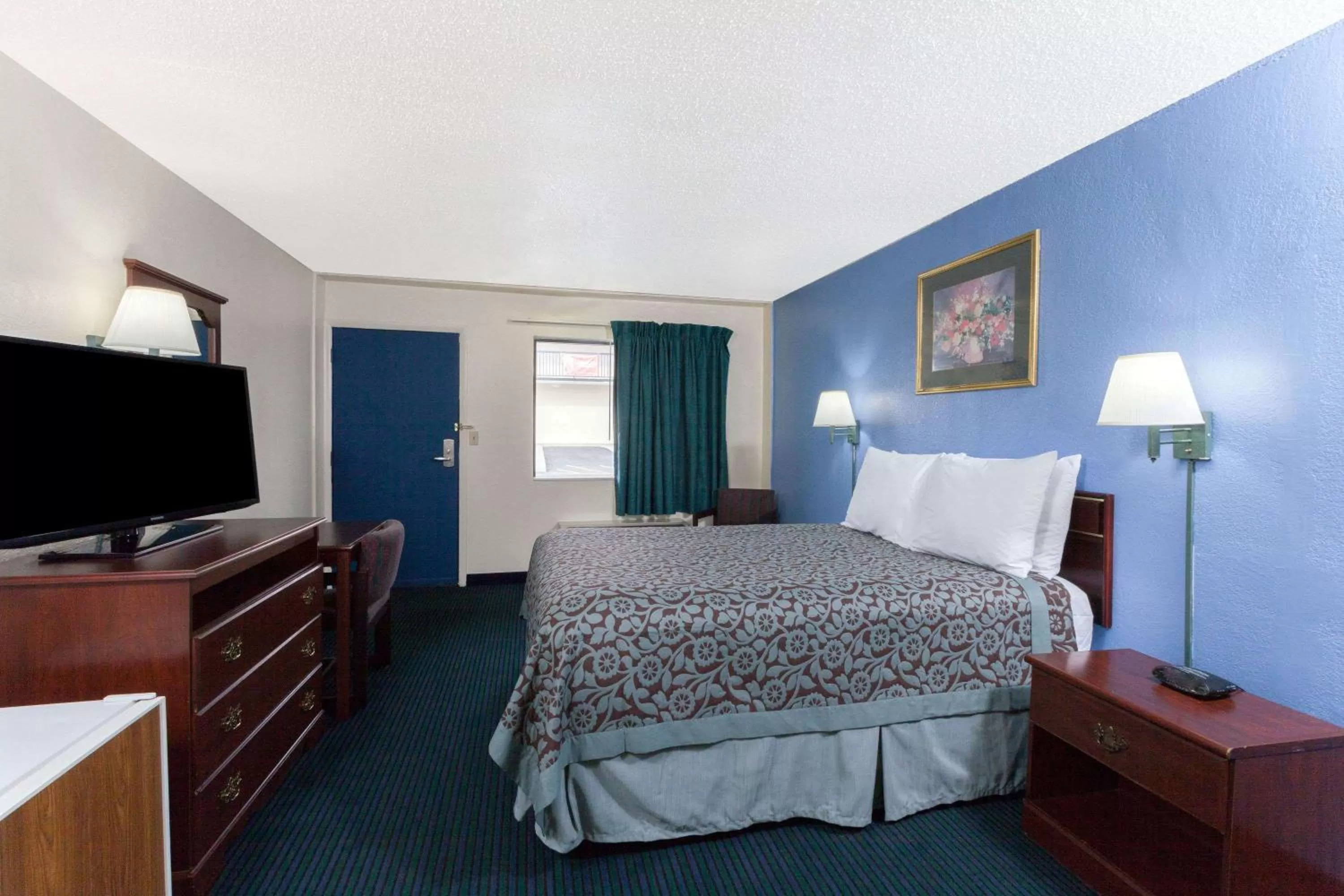 Photo of the whole room in Days Inn by Wyndham Oklahoma City Fairground