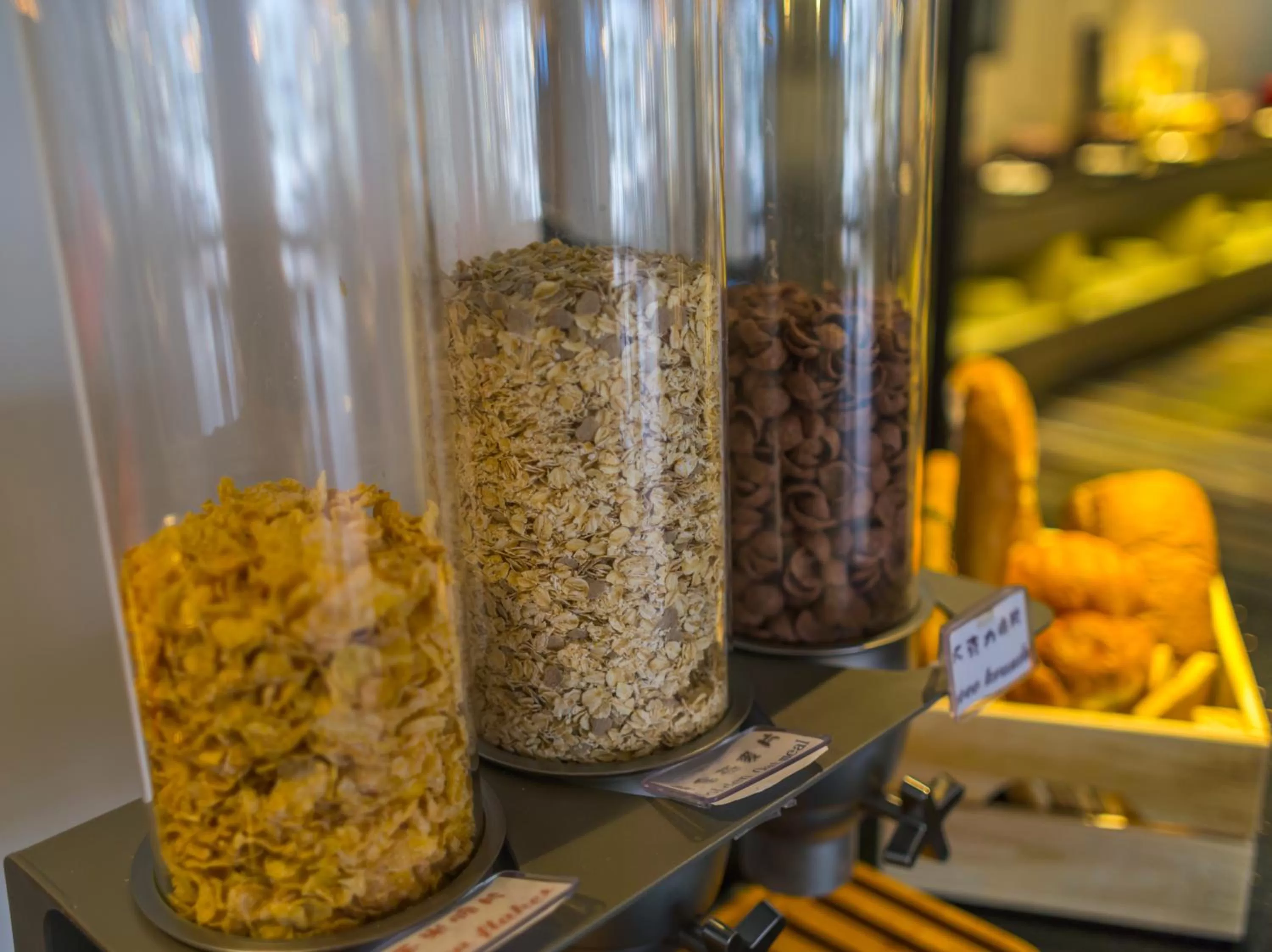 Breakfast in Watermark Hotel - Sizihwan