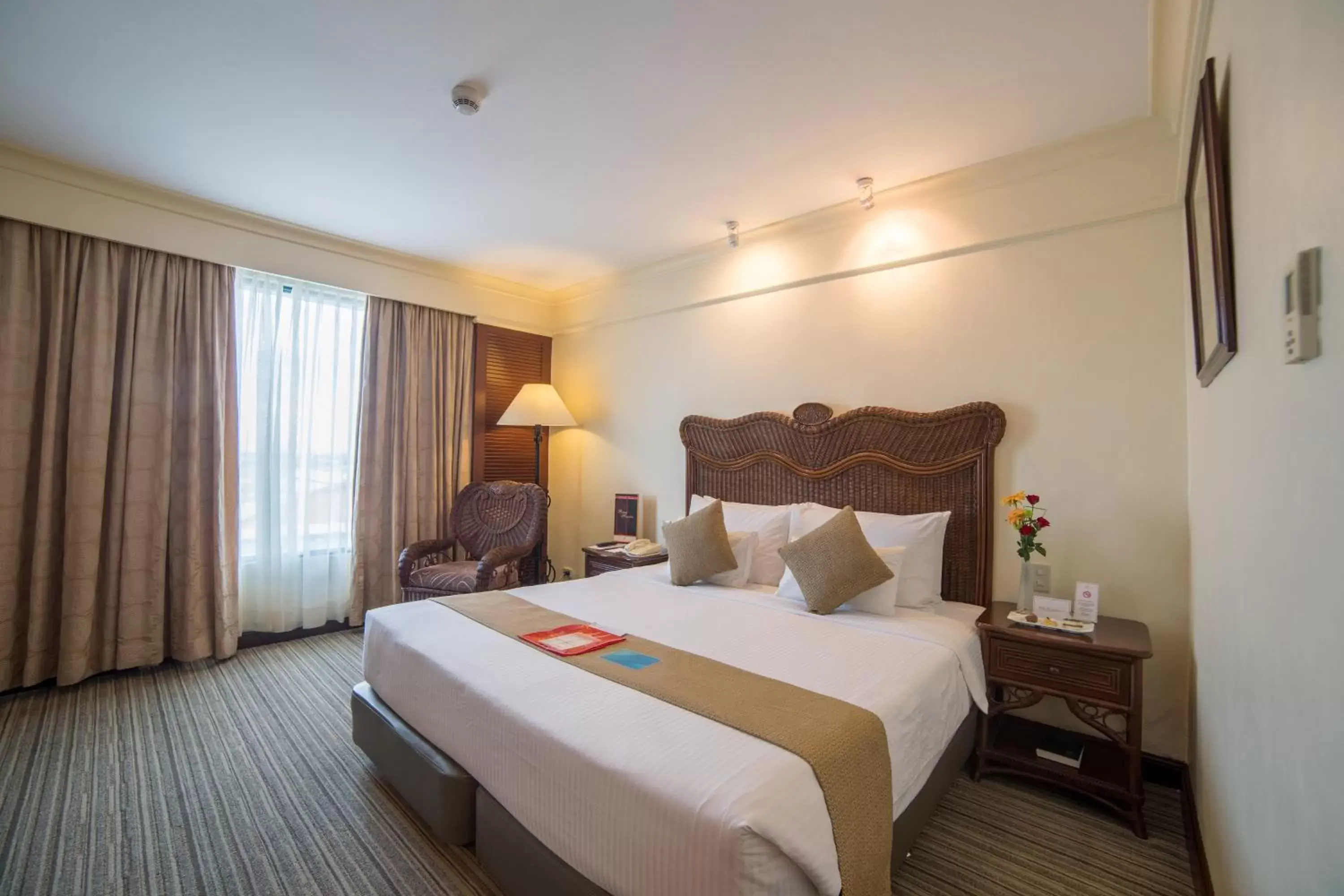 Superior Double or Twin Room in Waterfront Airport Hotel and Casino Superior Double or Twin Room in Waterfront Airport Hotel and Casino