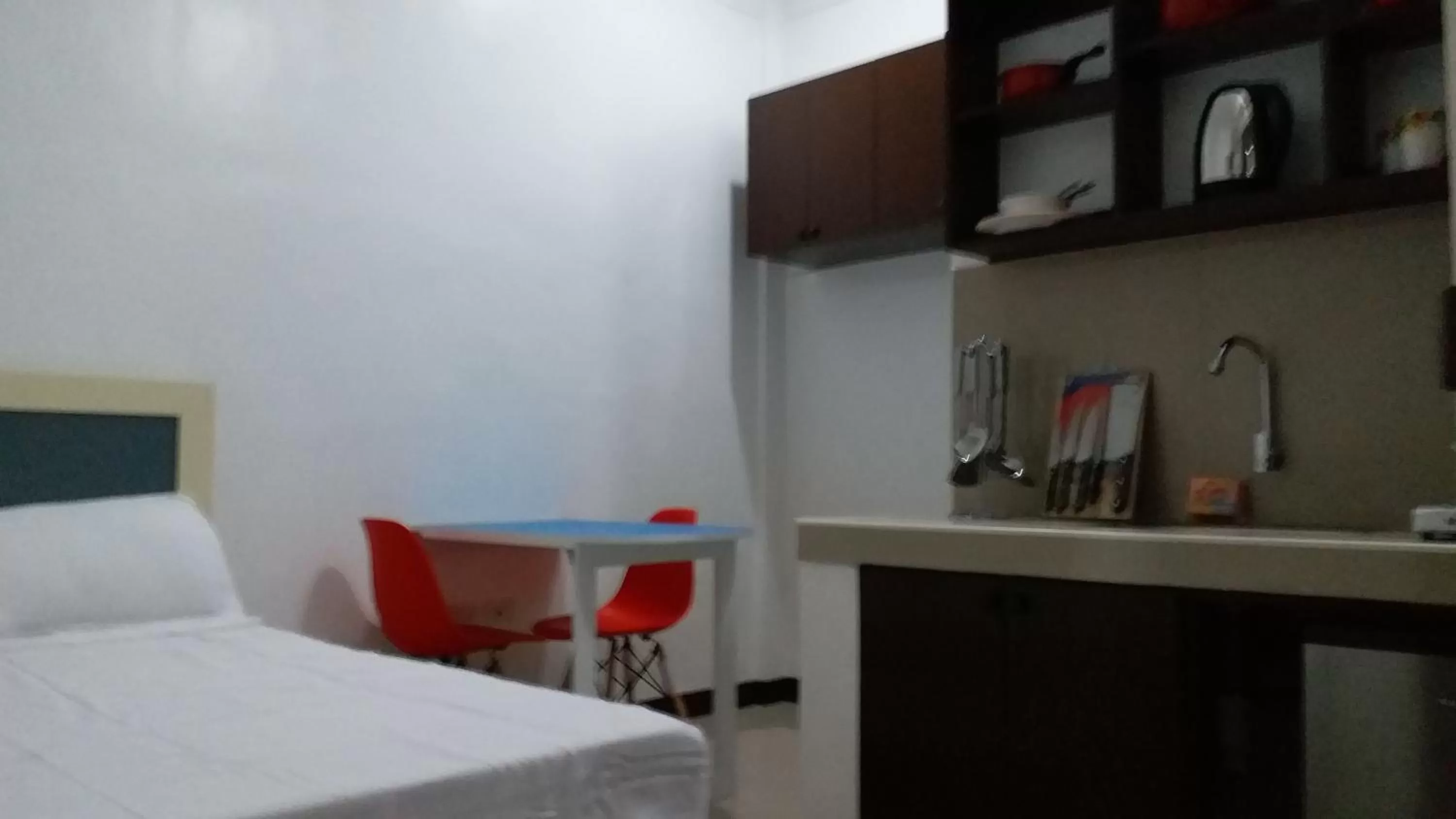 Bed in Clark-Pad Inn, Angeles City