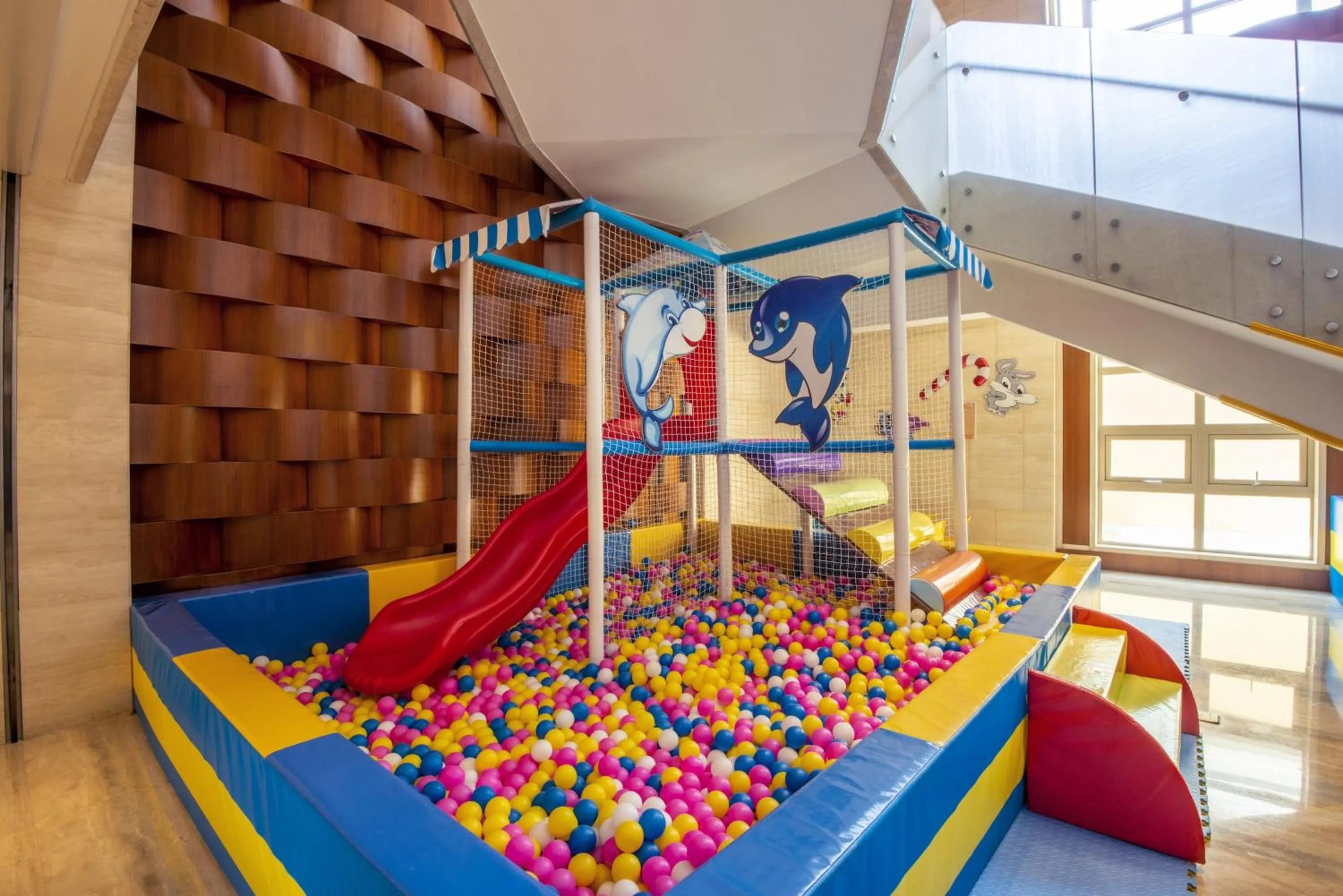 Area and facilities in Hai Tian Expo Hotel