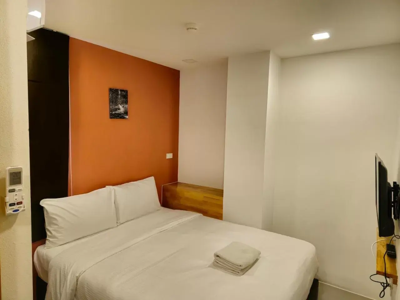 Superior Queen Room - Building 2 in Sleepstation at Pratunam Superior Queen Room - Building 2 in Sleepstation at Pratunam