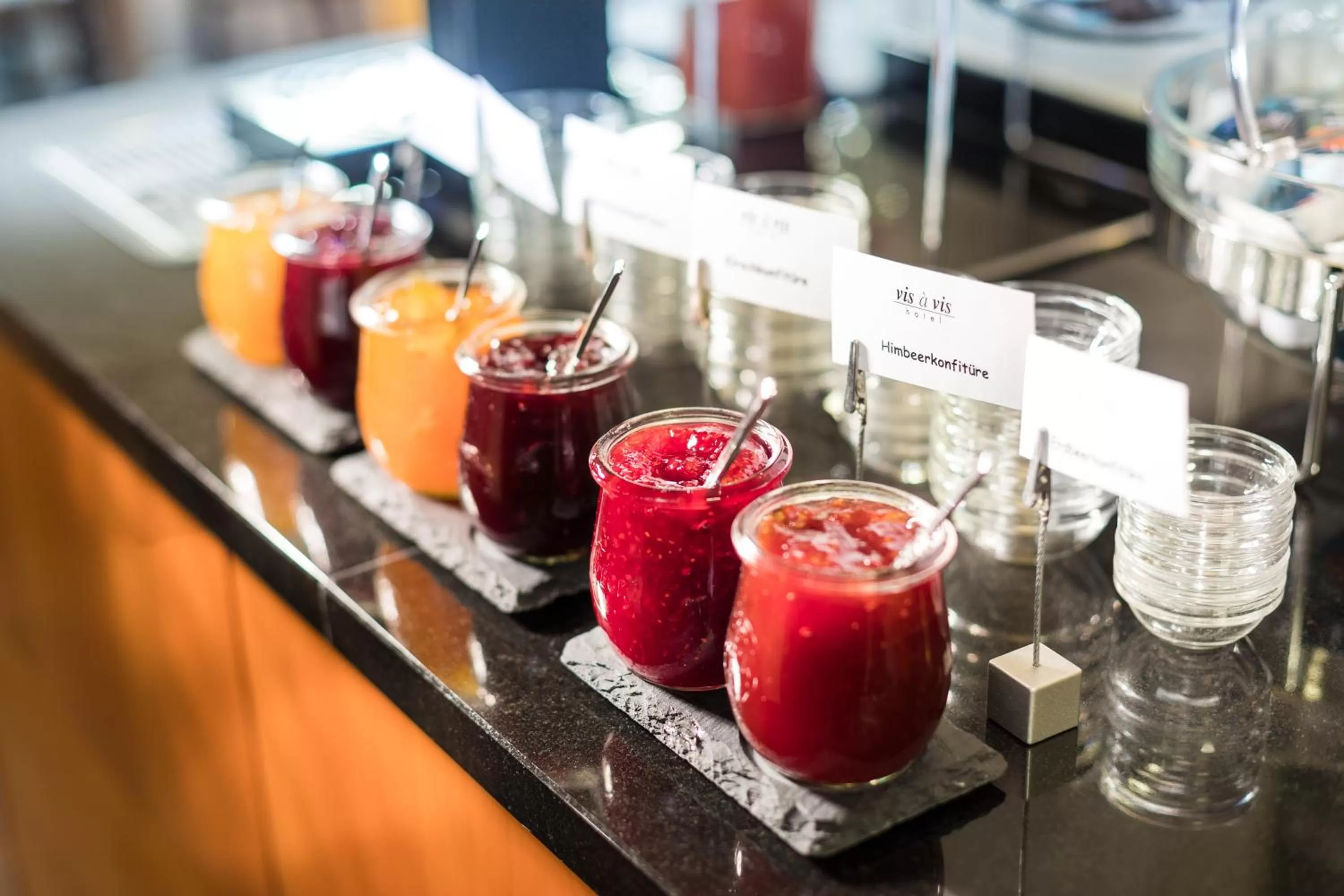 Buffet breakfast in Hotel Vis à vis