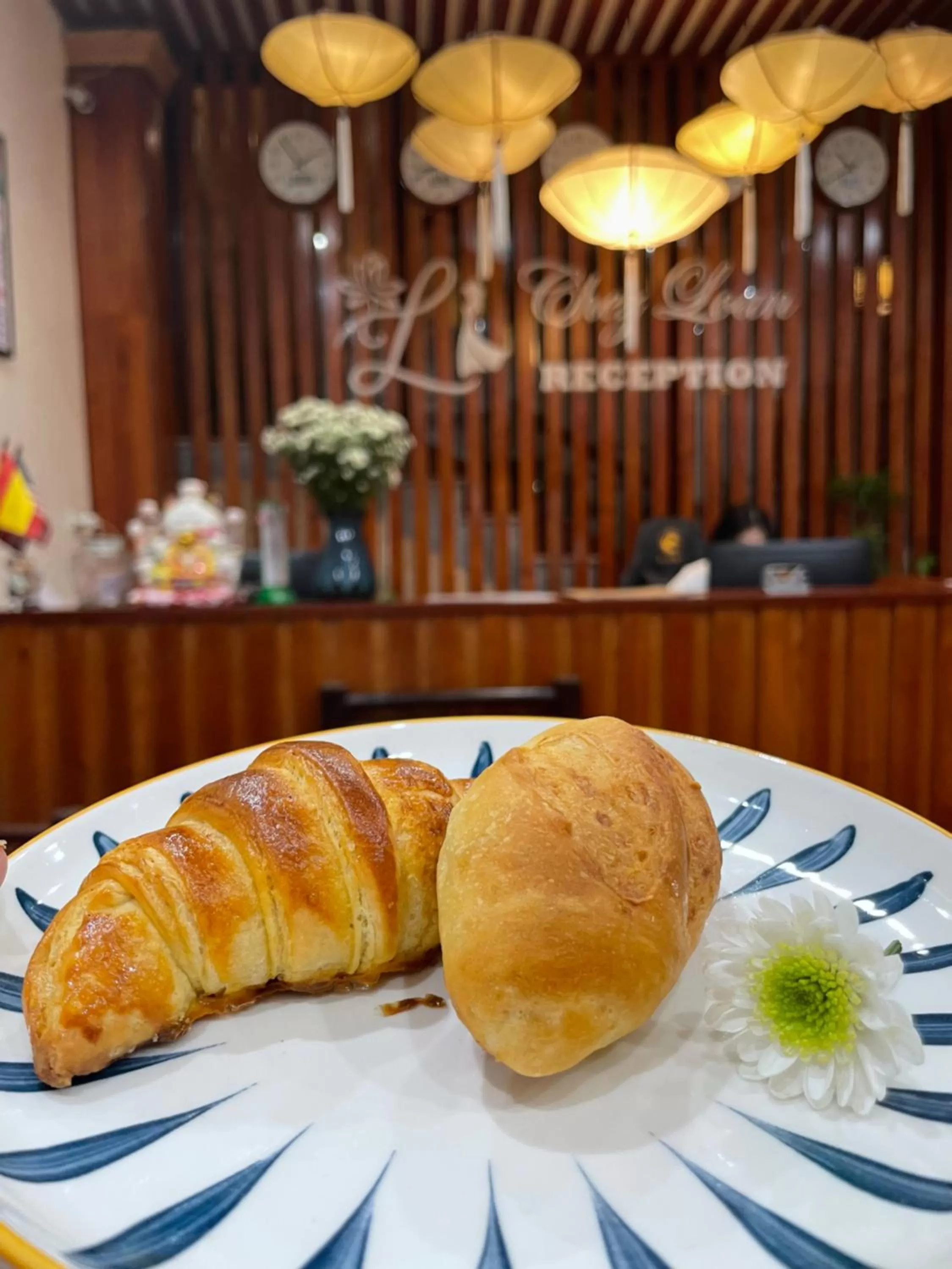 Breakfast in Chez Loan Hotel