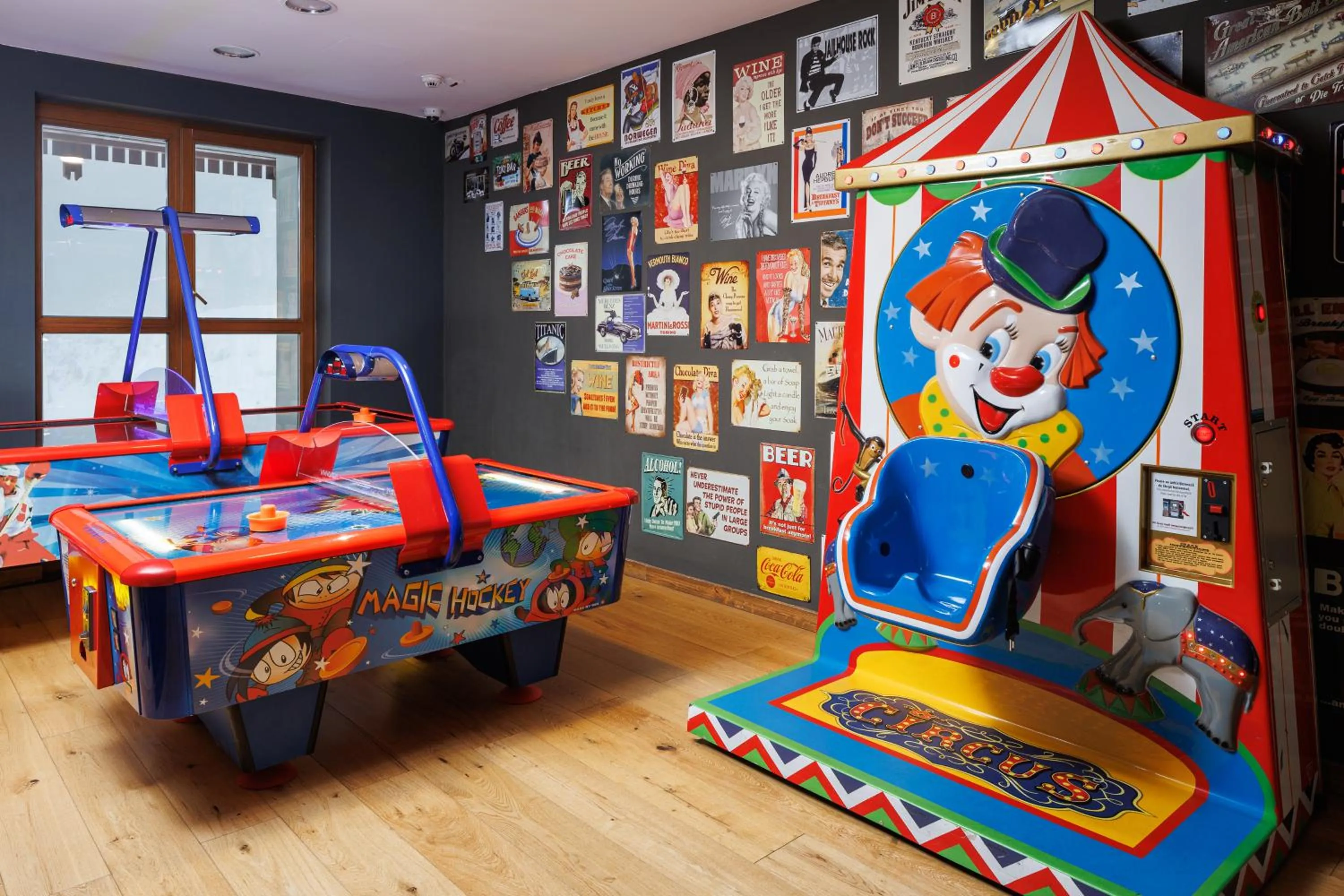 Children play ground in Teleferic Grand Hotel