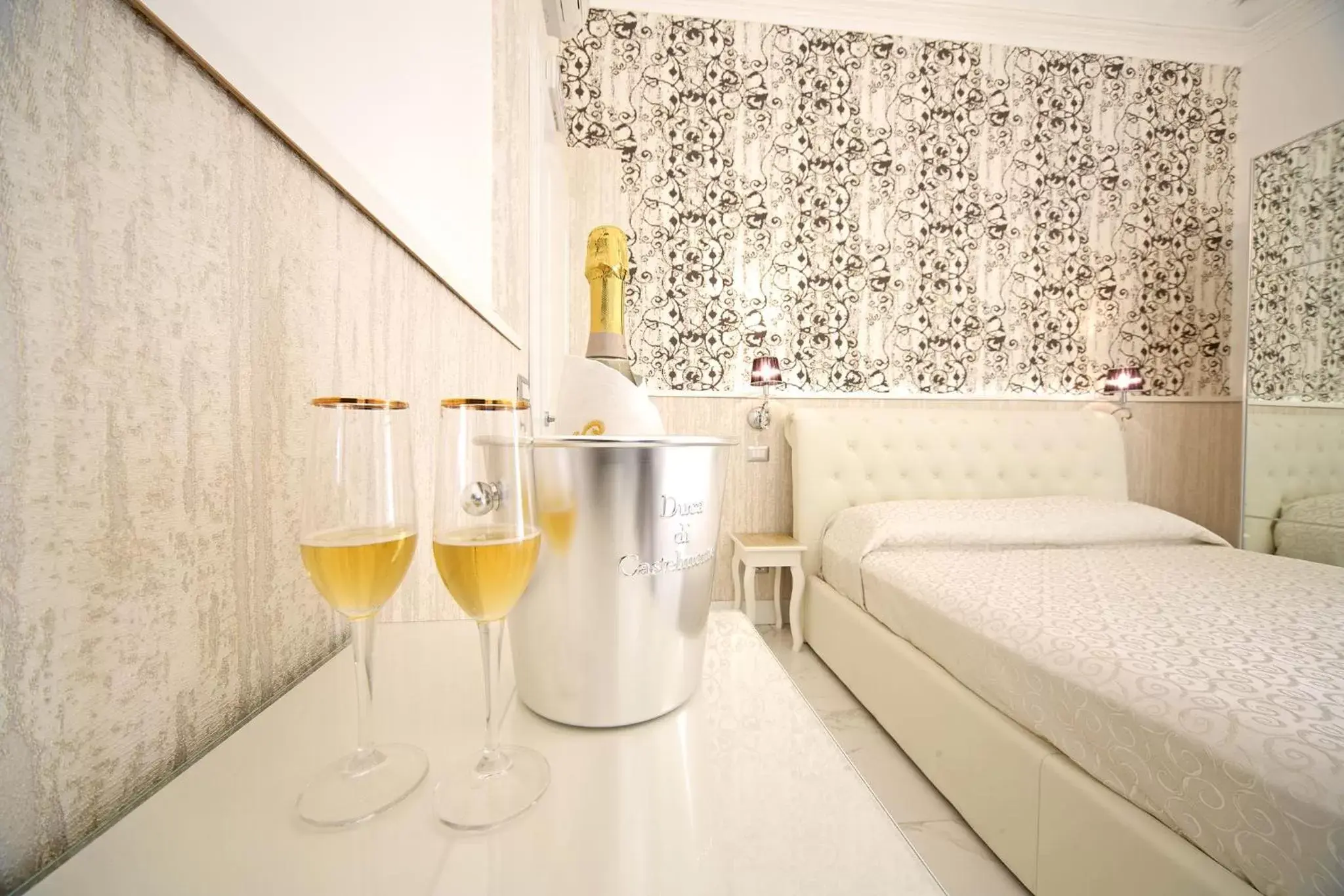 Double Room in La Dimora Del Marchese Double Room in La Dimora Del Marchese