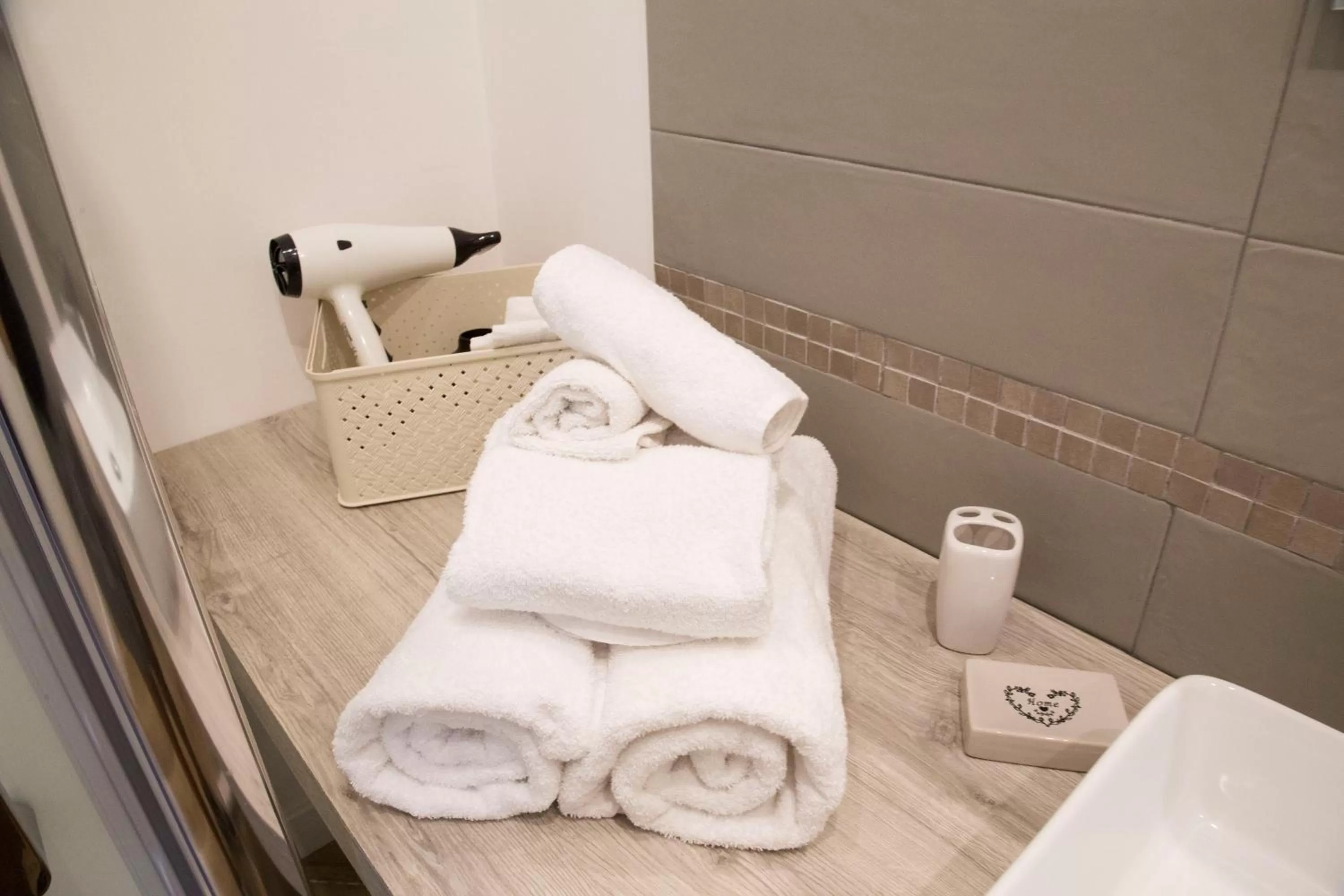 Bathroom in Garibaldi Rooms