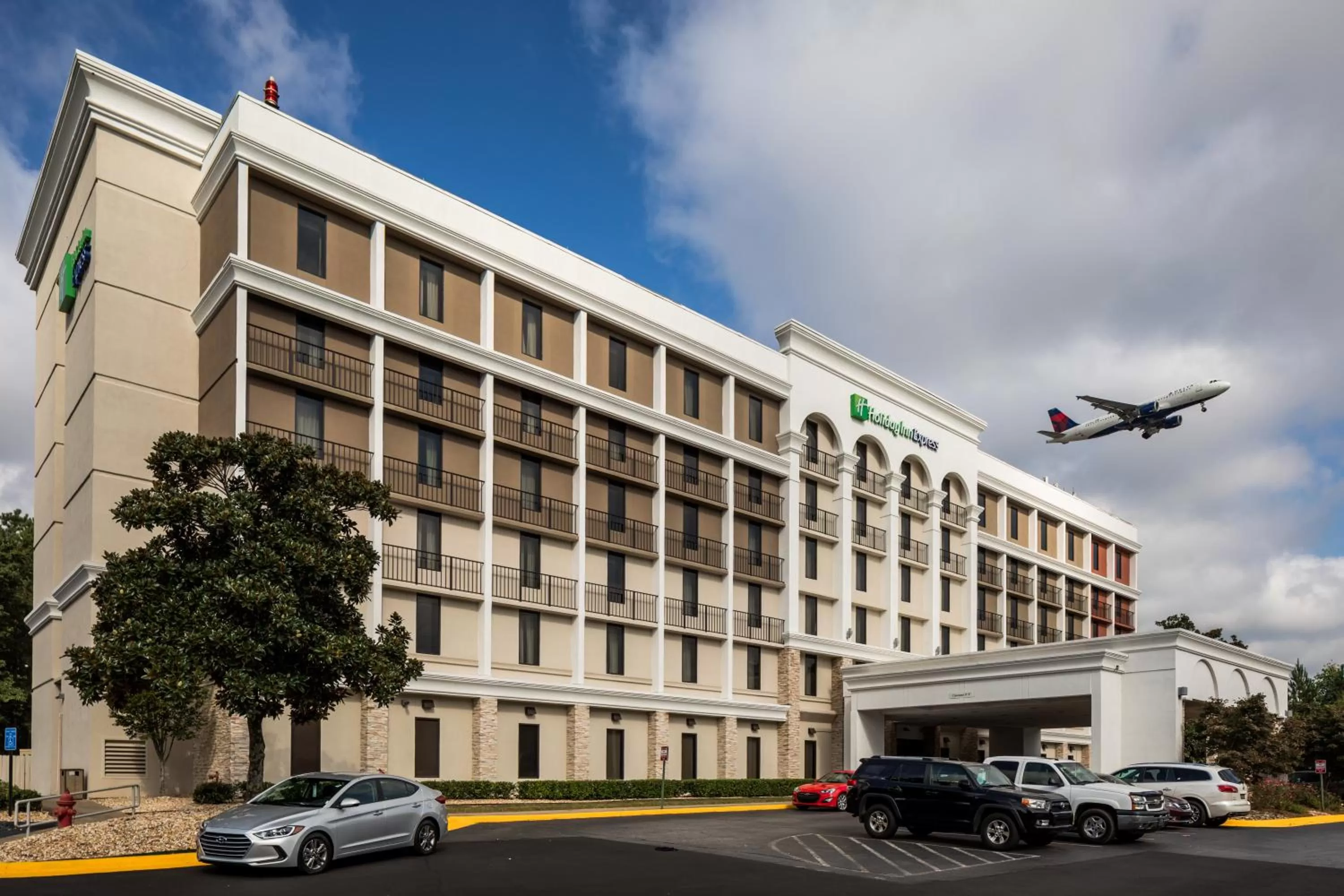 Property building in Holiday Inn Express Atlanta Airport-College Park by IHG