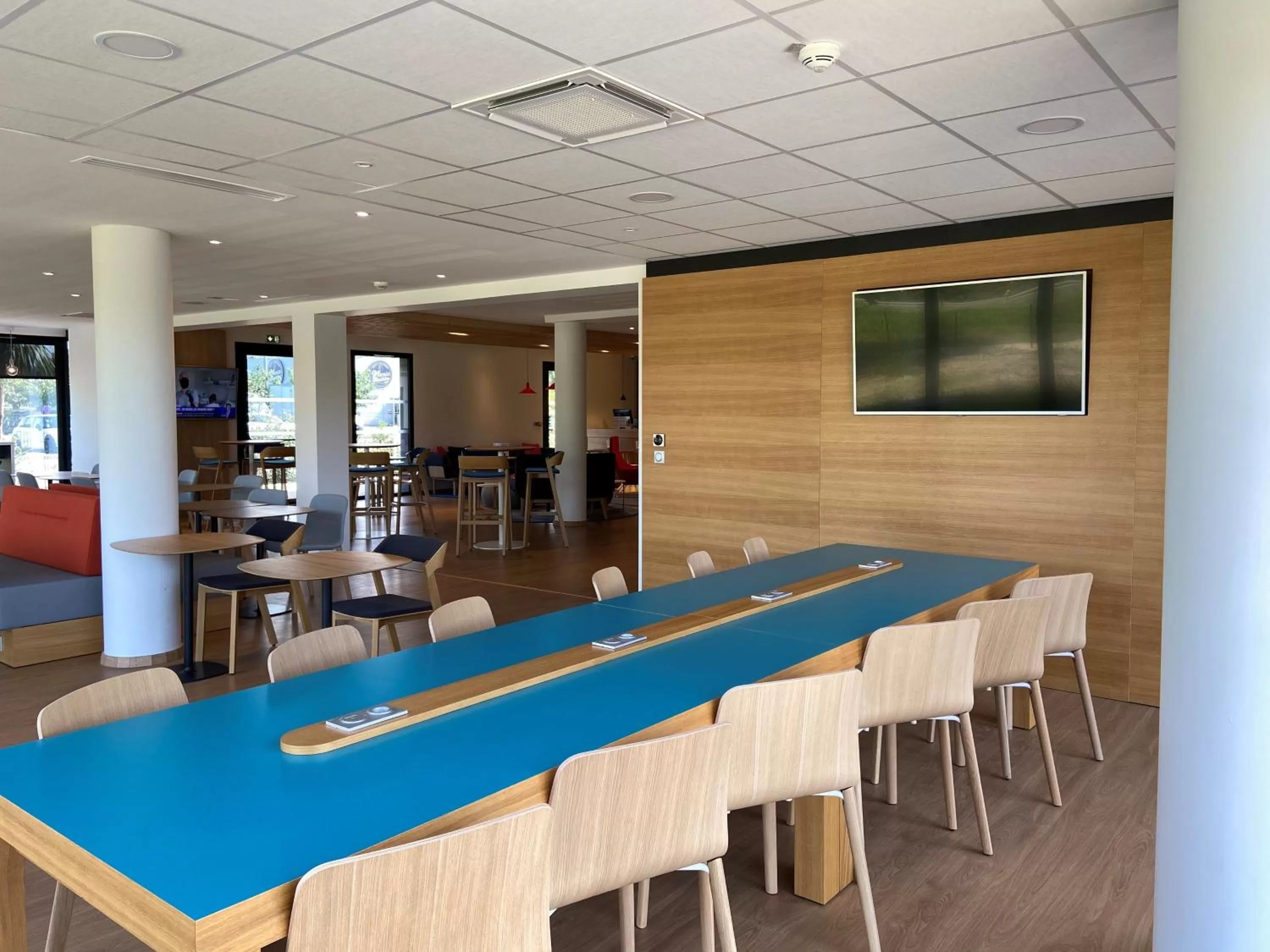 Meeting/conference room in Holiday Inn Express - Arcachon - La Teste by IHG