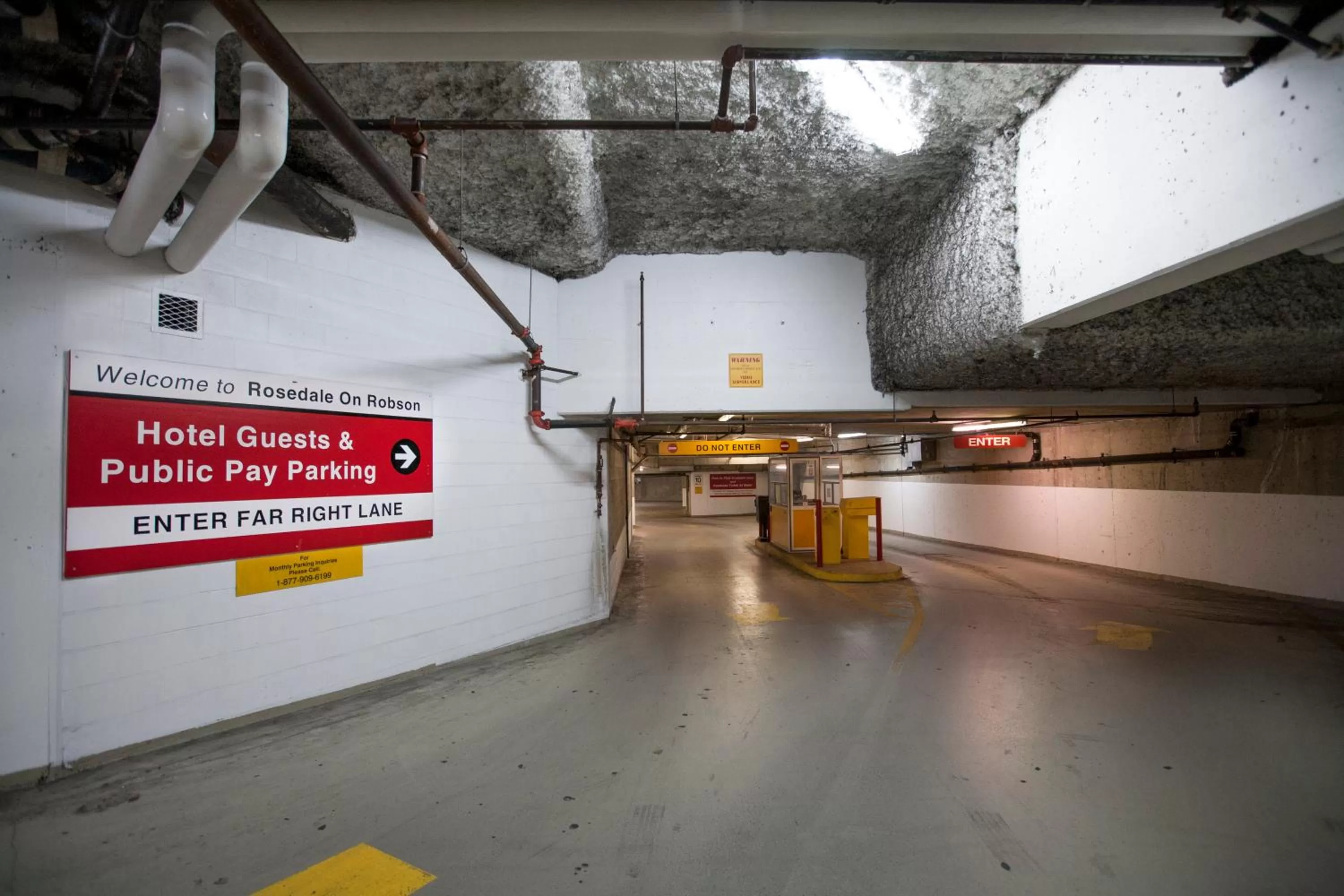 Parking in Rosedale on Robson Suite Hotel