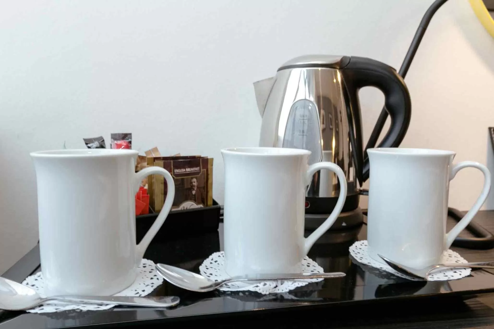 Triple Room with Garden View in Croft Court Hotel Free Parking