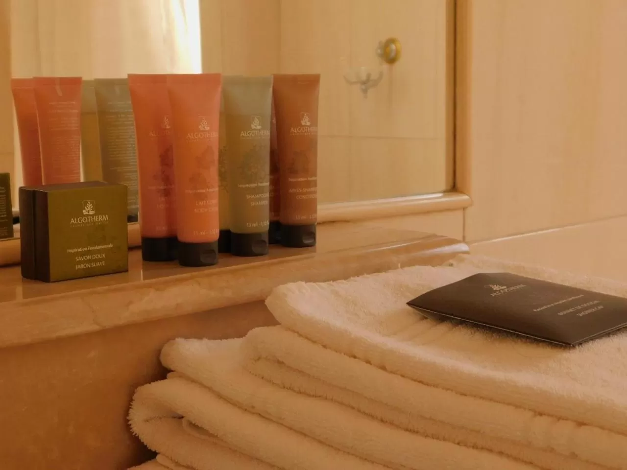 towels in Hotel Inti Kuyen Plaza