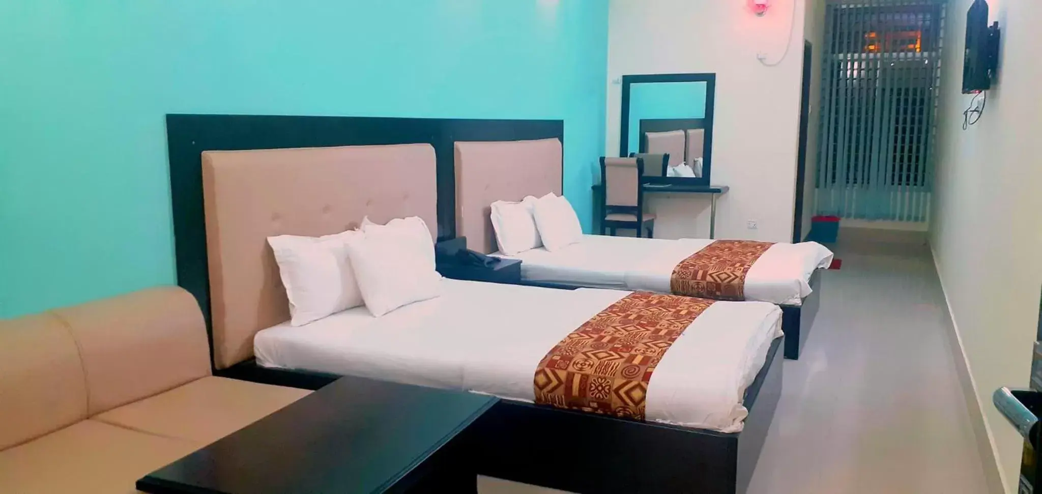 Deluxe Family Room in Grand Surma Hotel Deluxe Family Room in Grand Surma Hotel