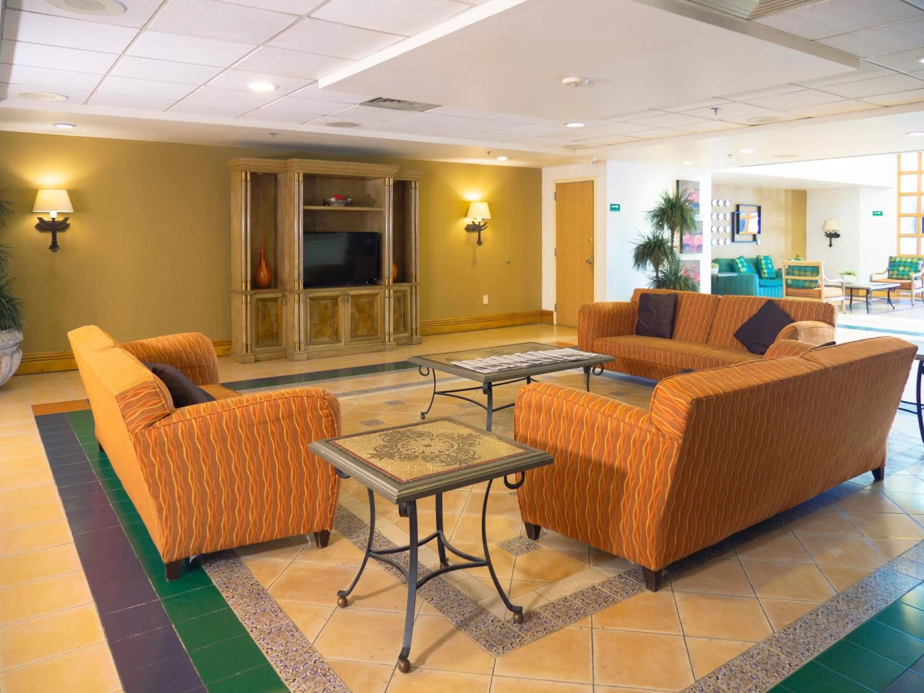 Lobby or reception in Holiday Inn Express Torreon by IHG