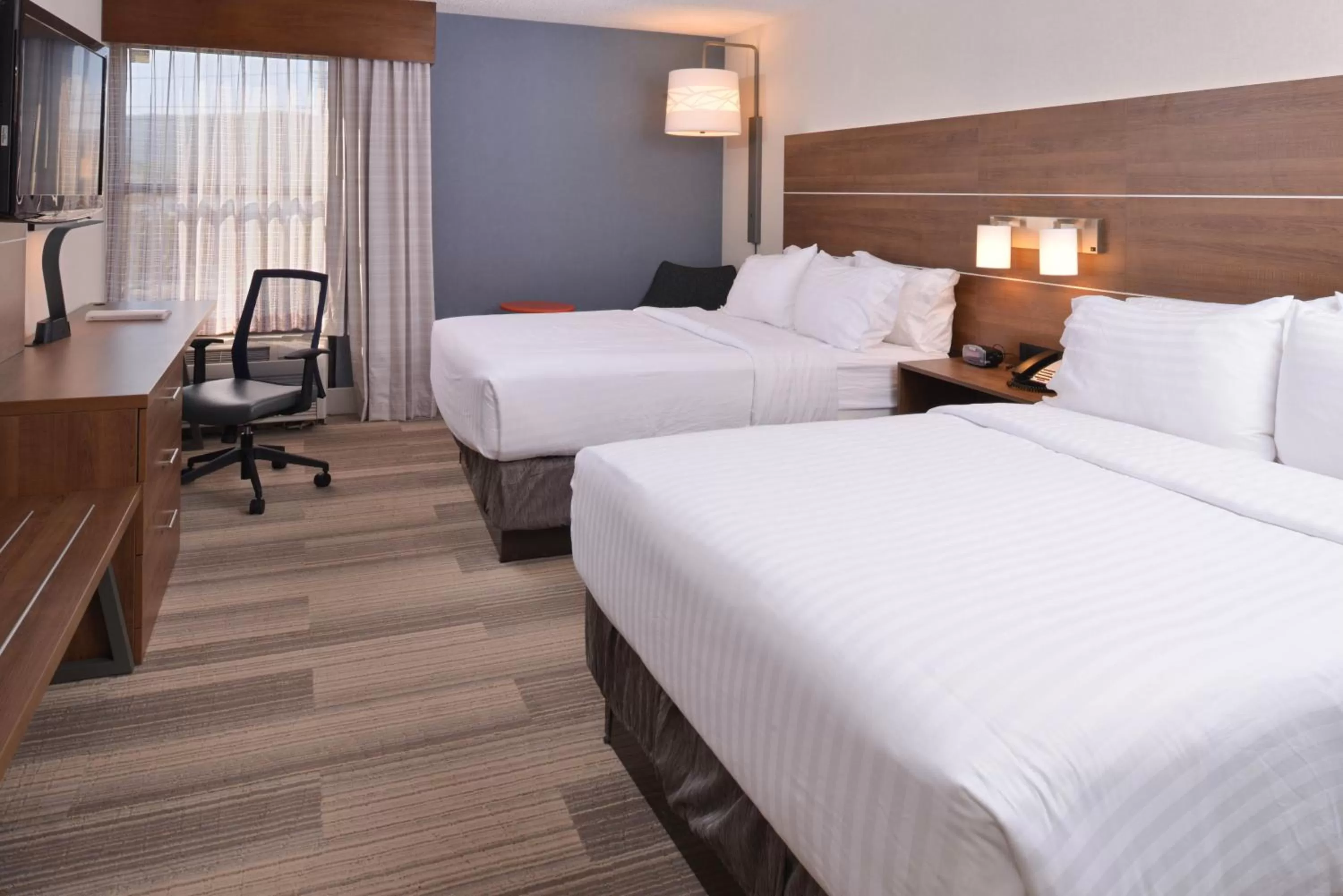 Photo of the whole room, Bed in Holiday Inn Express Olean by IHG