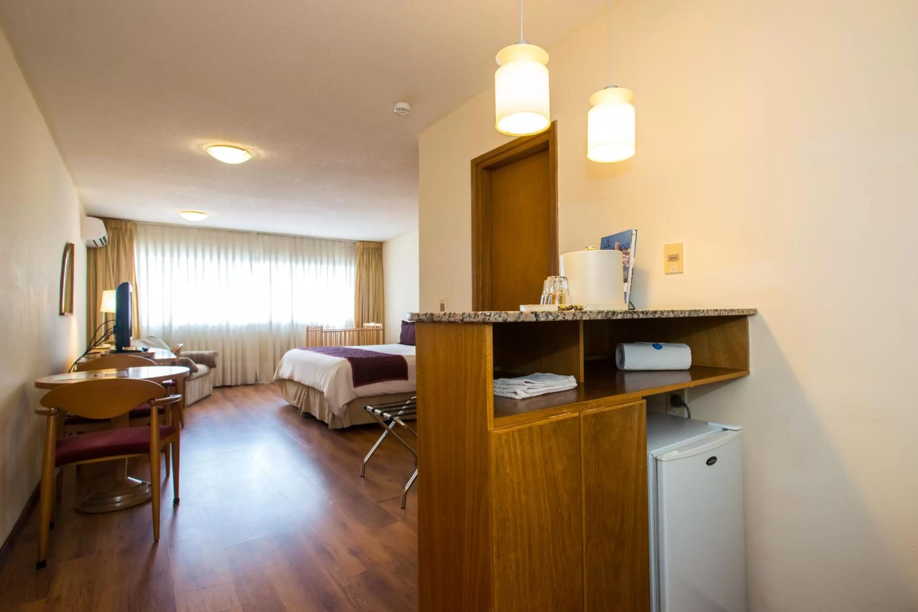 Area and facilities, Lounge/Bar in Armon Suites Hotel