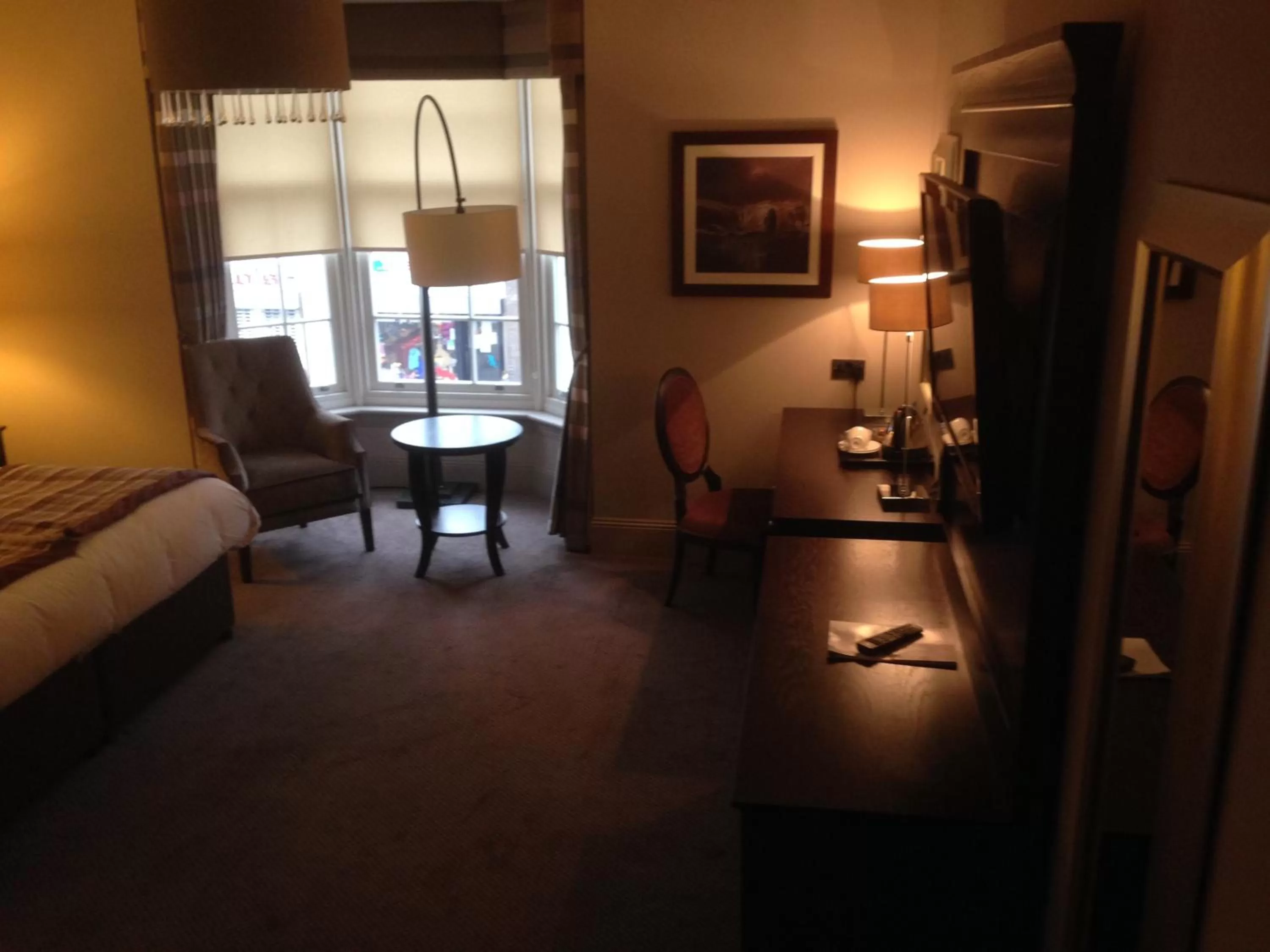 Photo of the whole room, Bed in Dumfries Arms Hotel