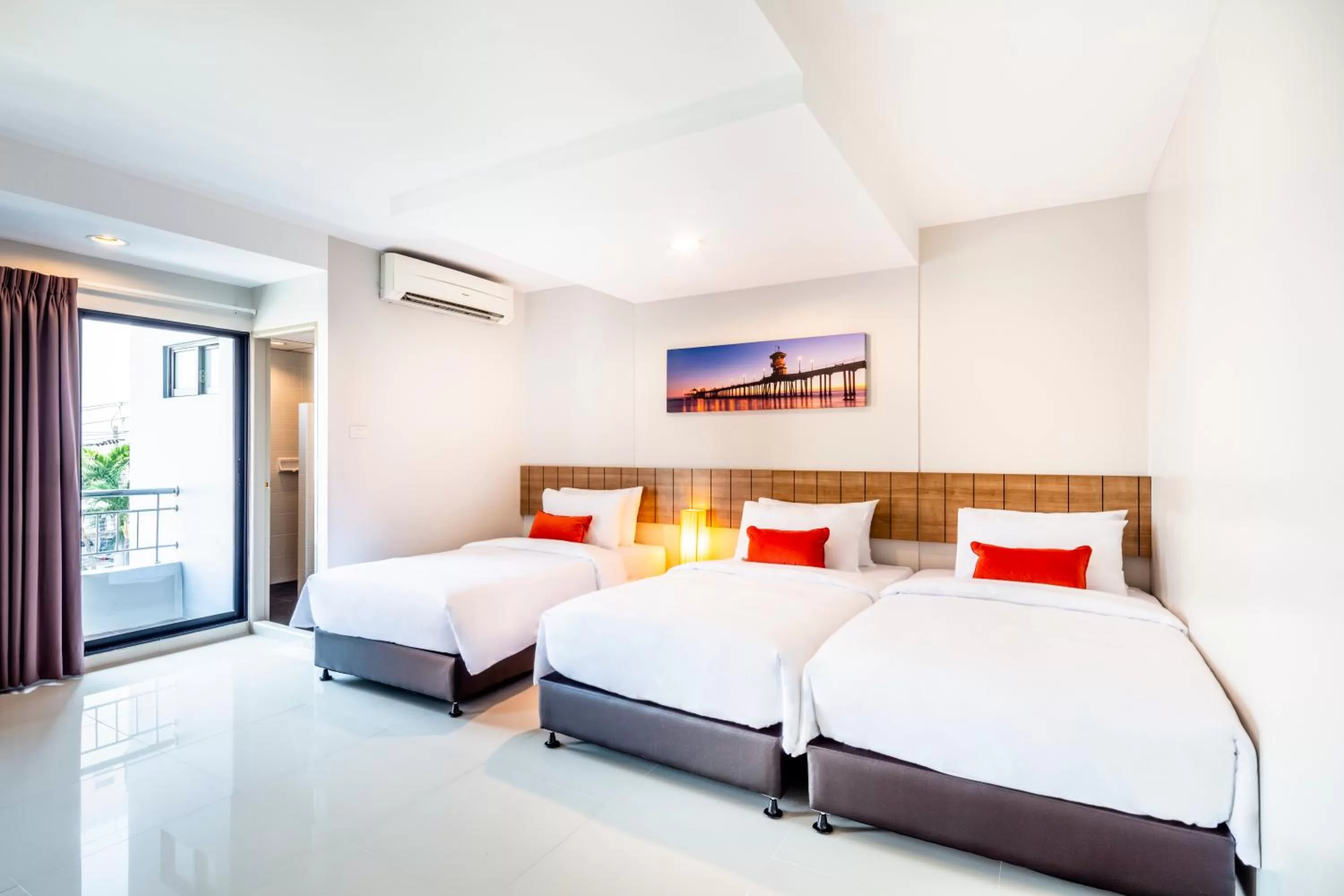 Photo of the whole room, Bed in Aliz Hotel