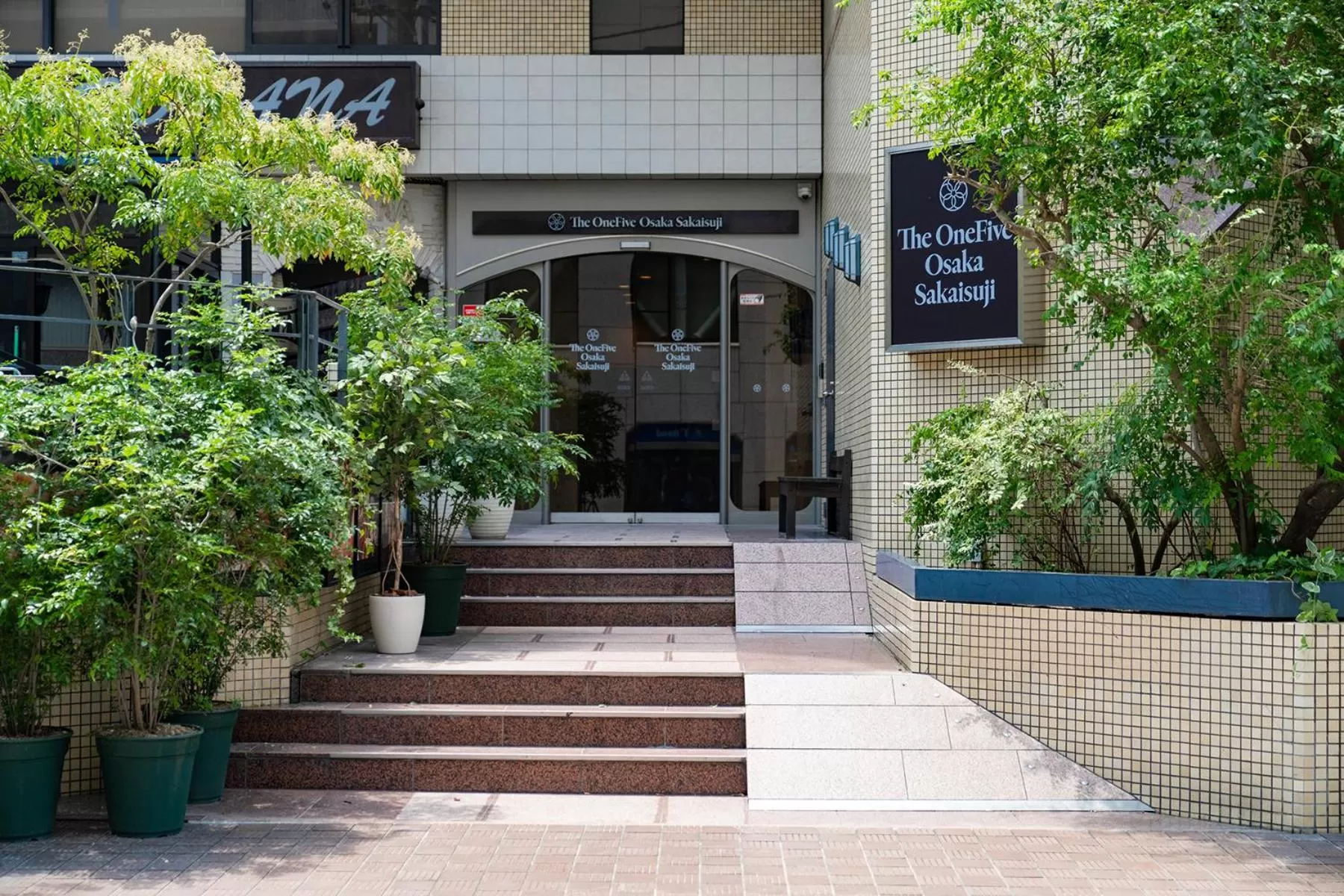Facade/entrance in The OneFive Osaka Sakaisuji