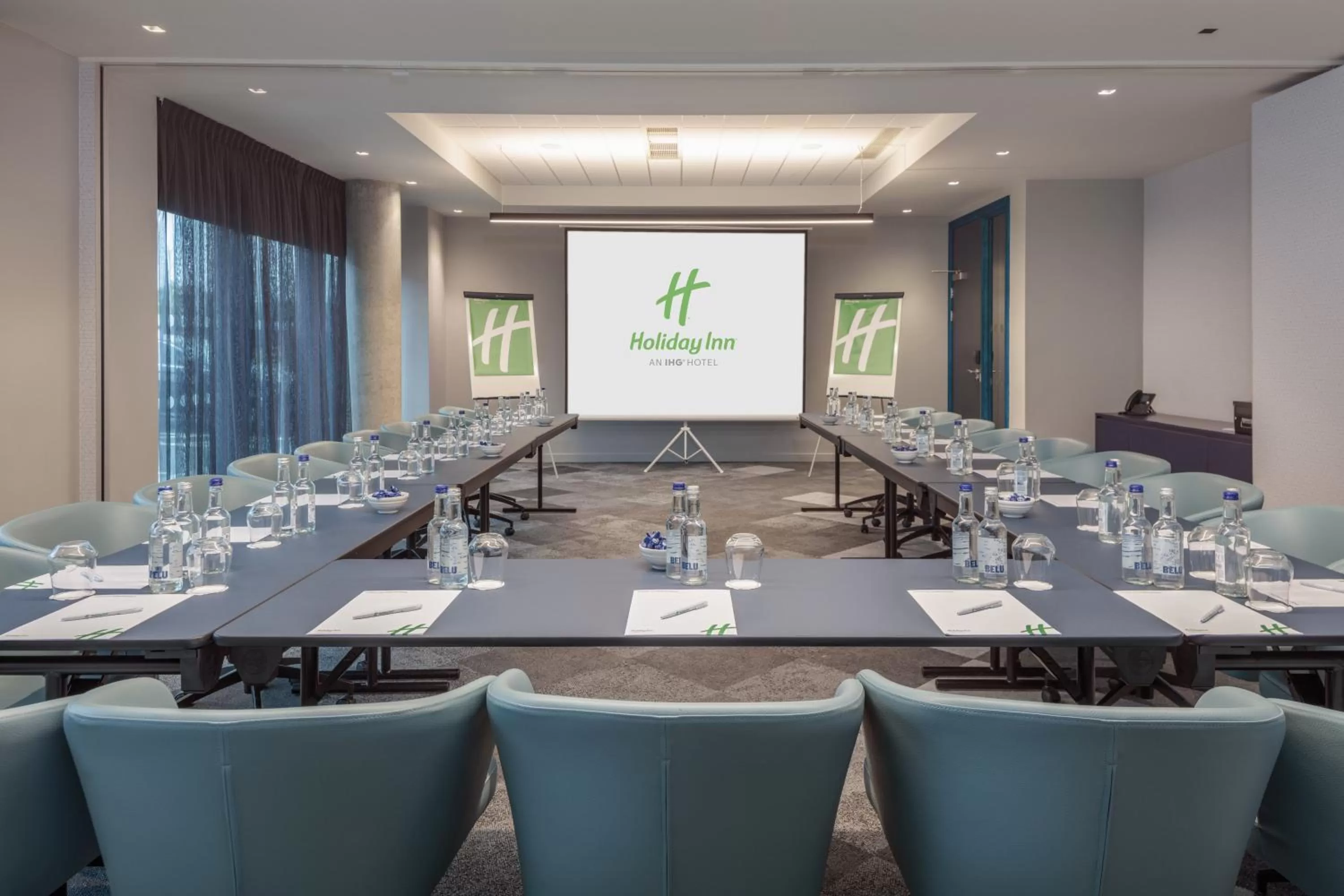 Banquet/Function facilities in Holiday Inn London Heathrow - Bath Road by IHG