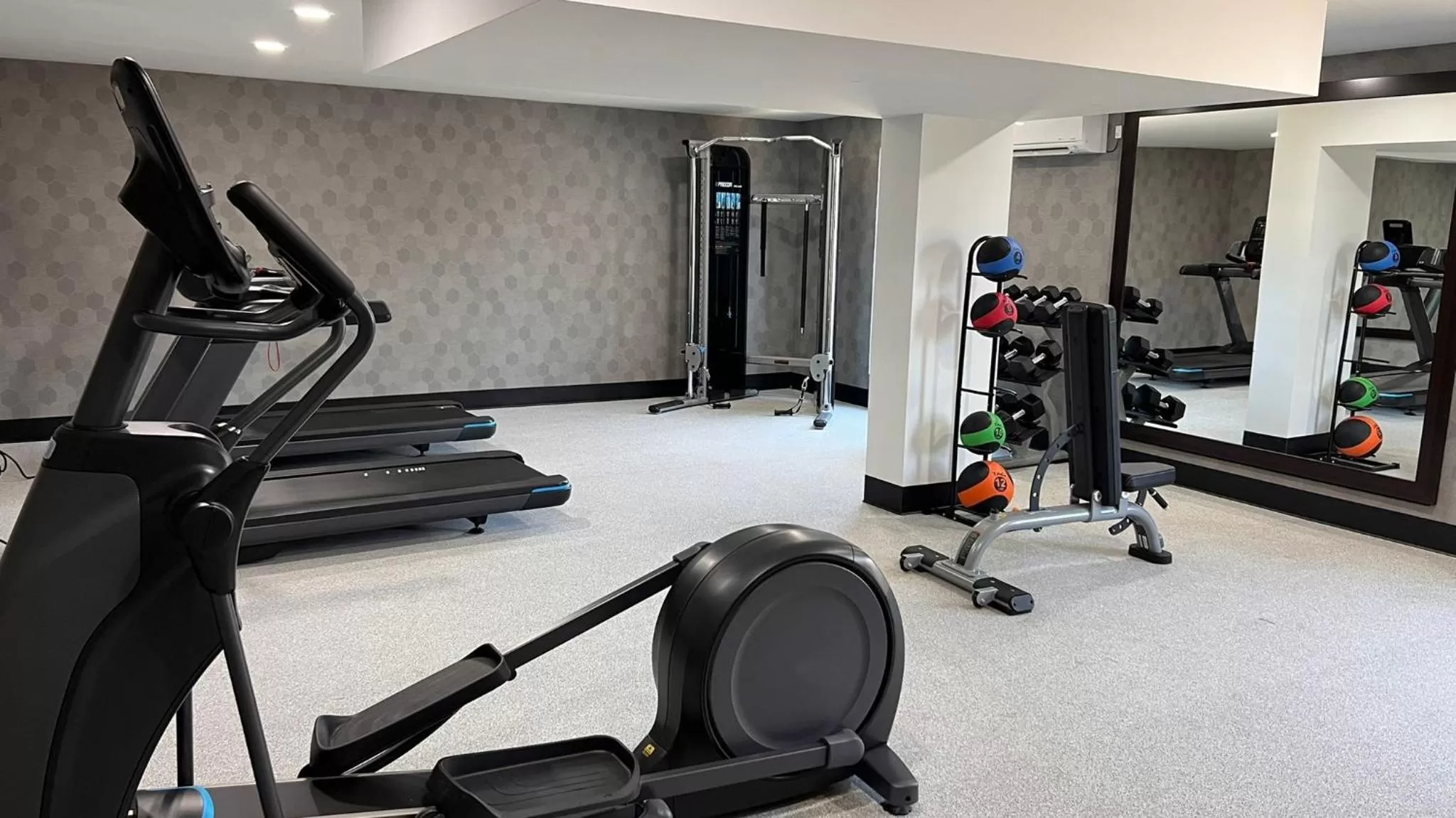 Fitness centre/facilities in La Quinta Inn Lexington-Horse Park