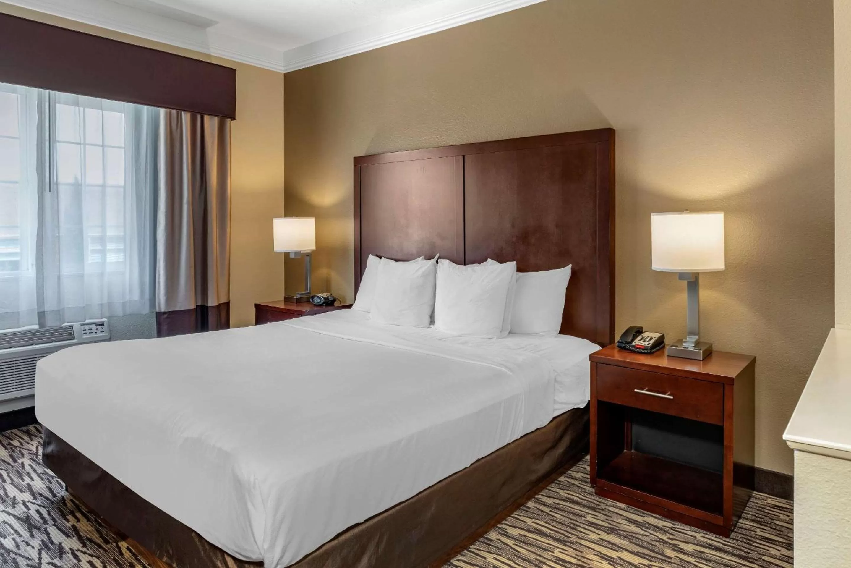 Superior King Suite - Non Smoking in Comfort Suites